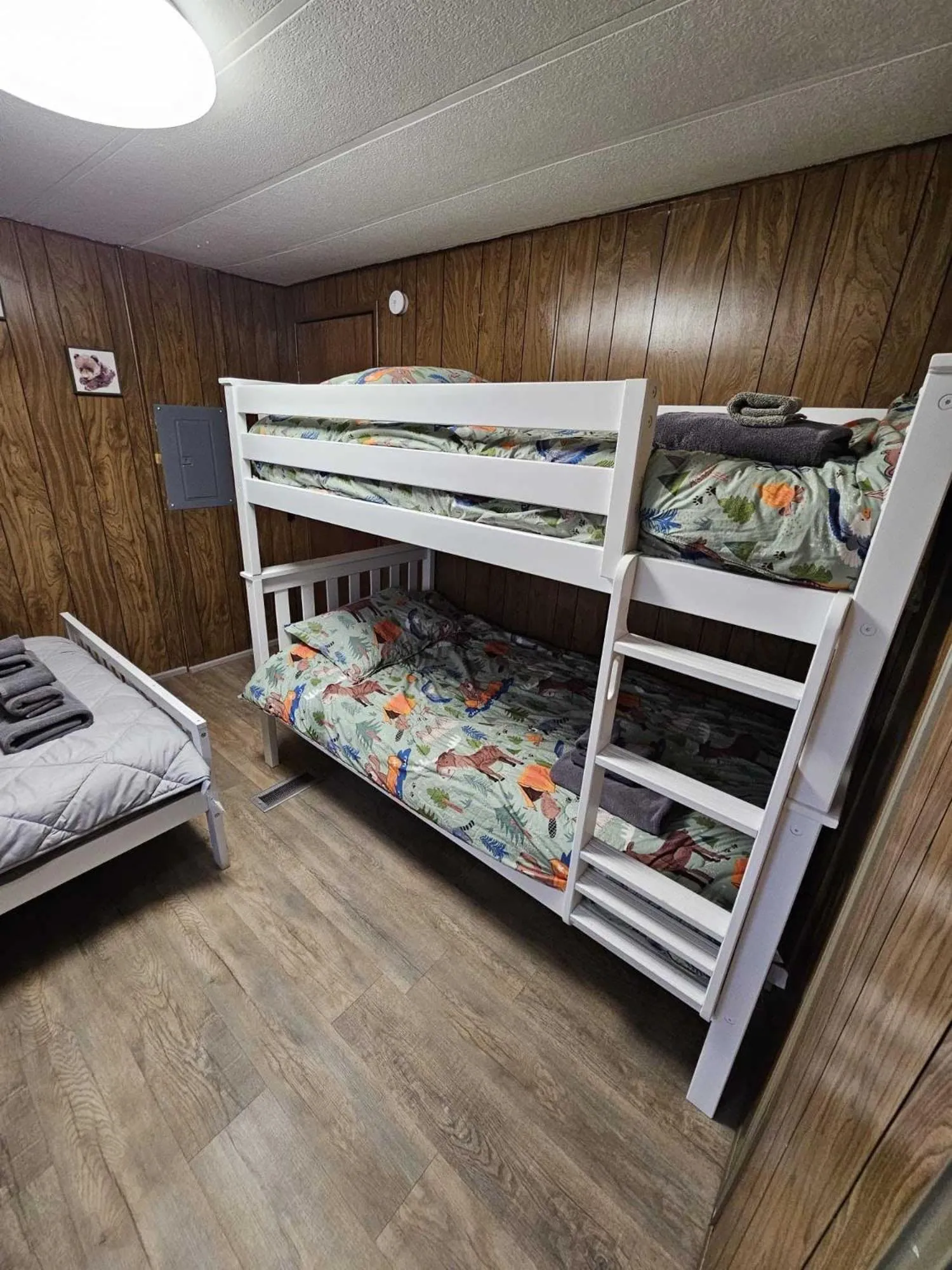 Bedroom, Bed in Denali RV Park & Motel