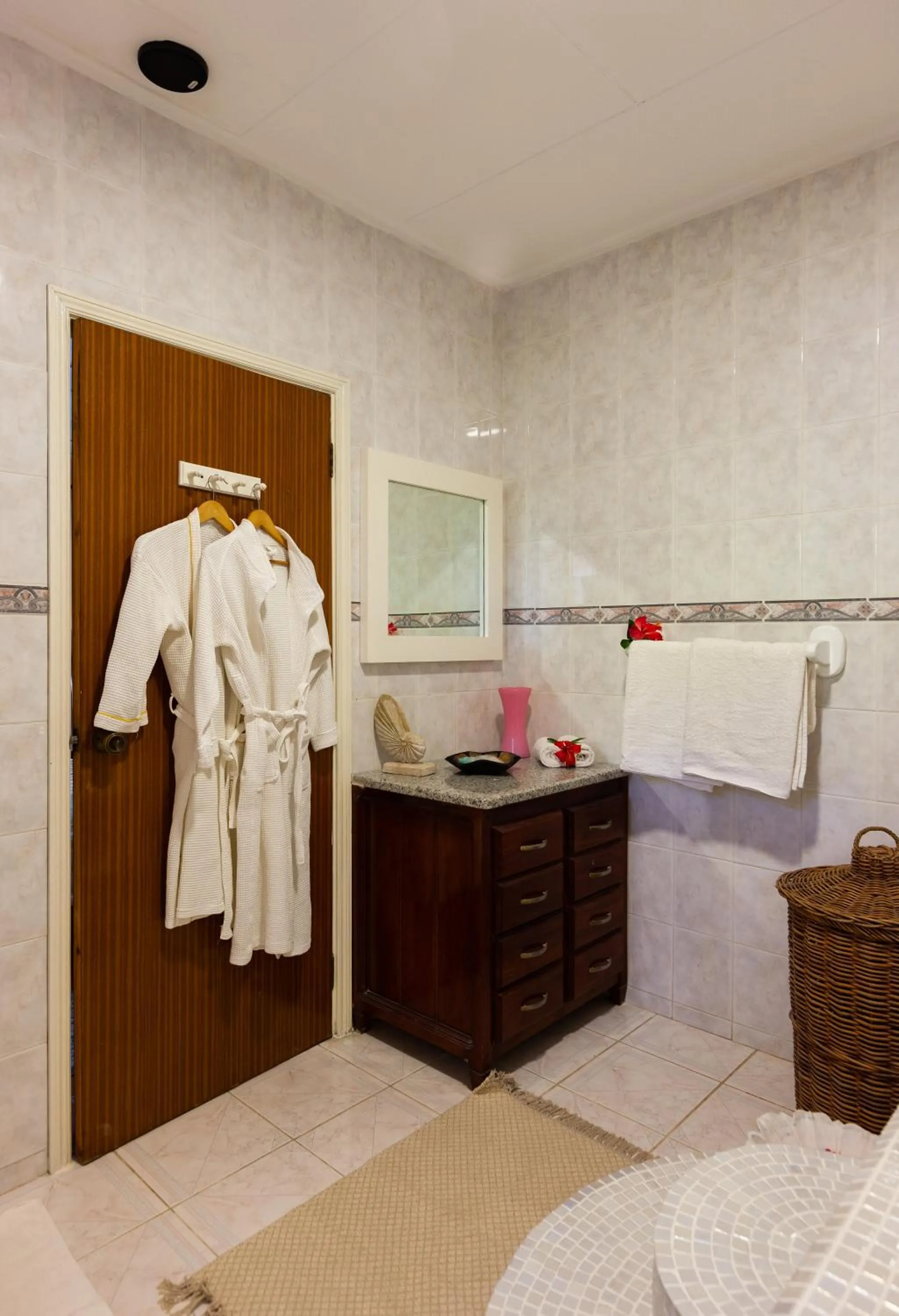 Bathroom in Oceane Self Catering