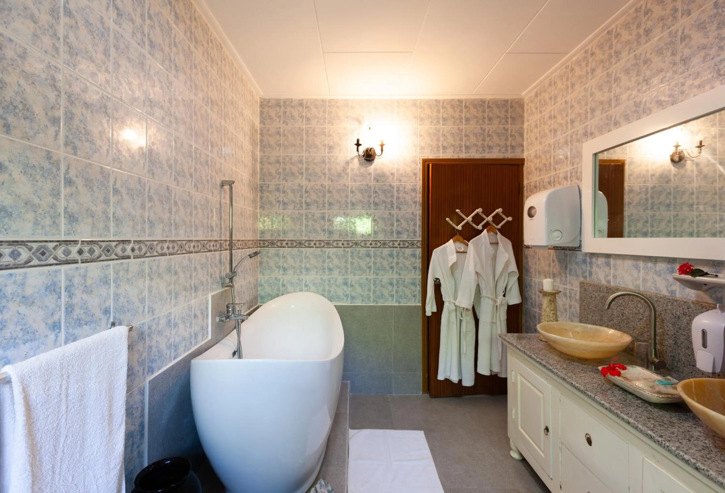 Bathroom in Oceane Self Catering