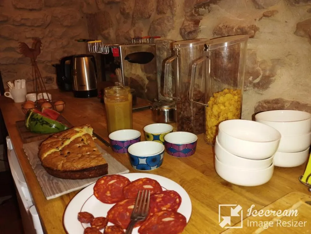 Breakfast in Logis Hotel Restaurant L'Esquielle