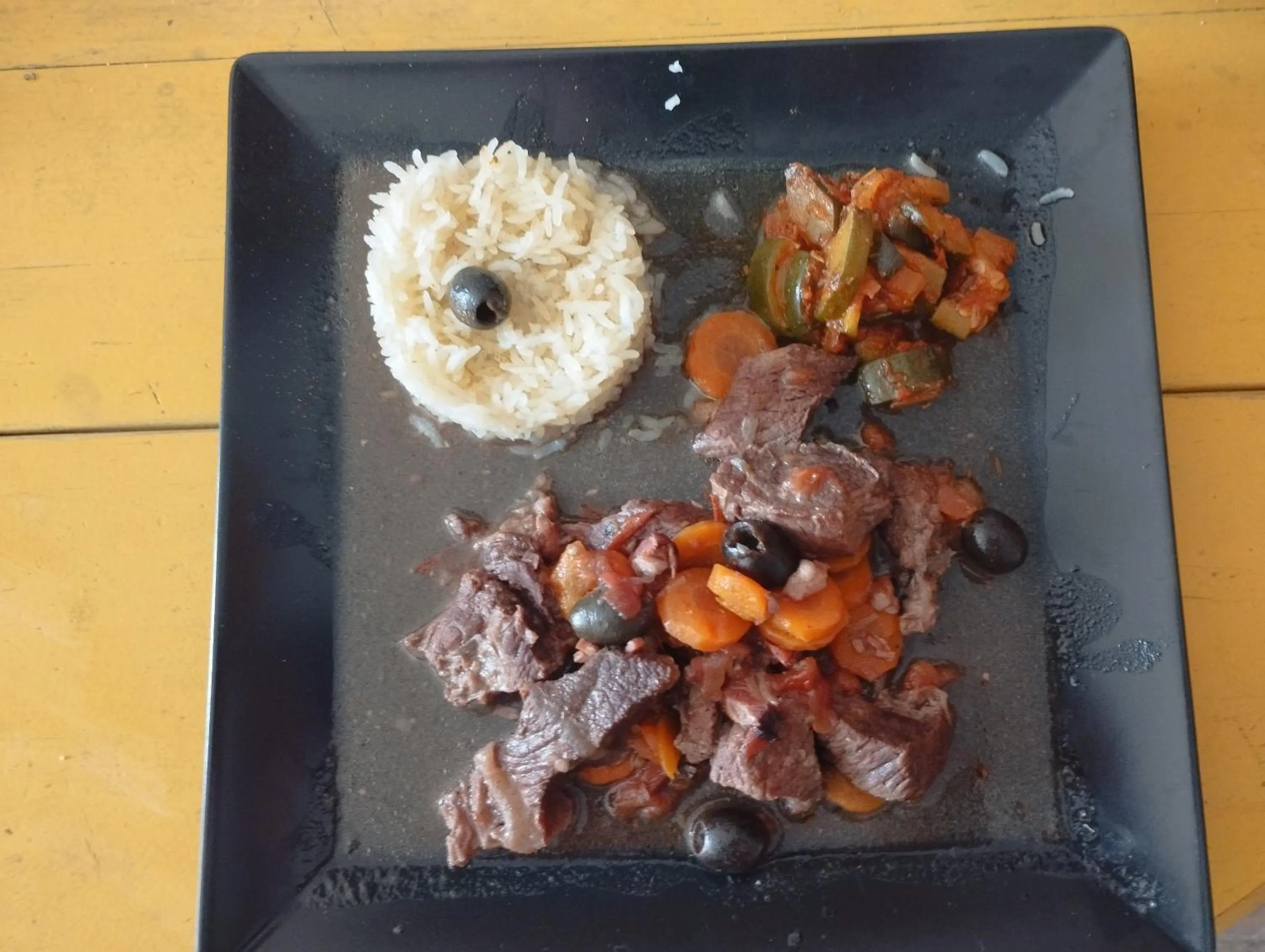 Restaurant/places to eat in Logis Hotel Restaurant L'Esquielle