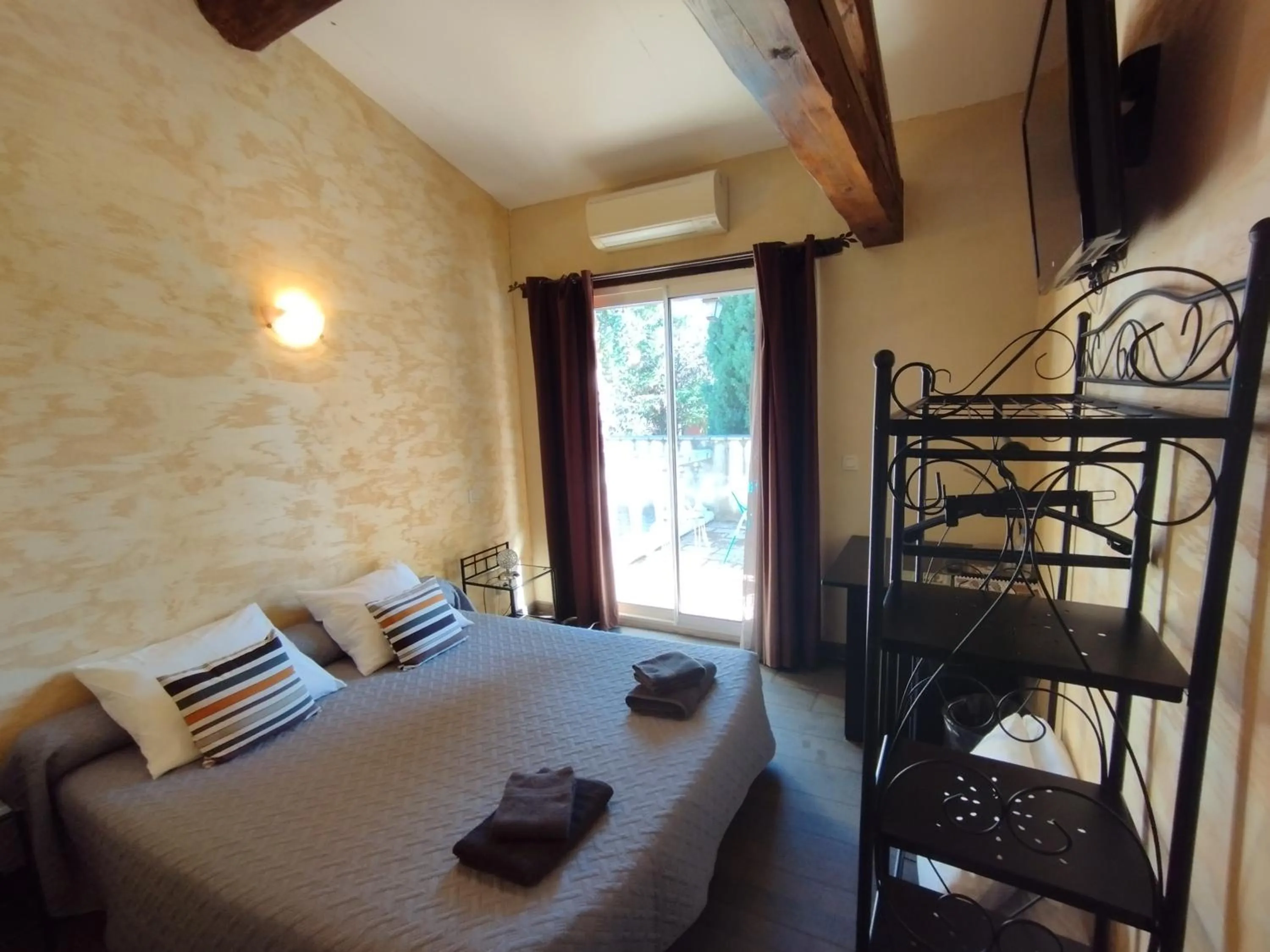 Photo of the whole room, Bed in Logis Hotel Restaurant L'Esquielle