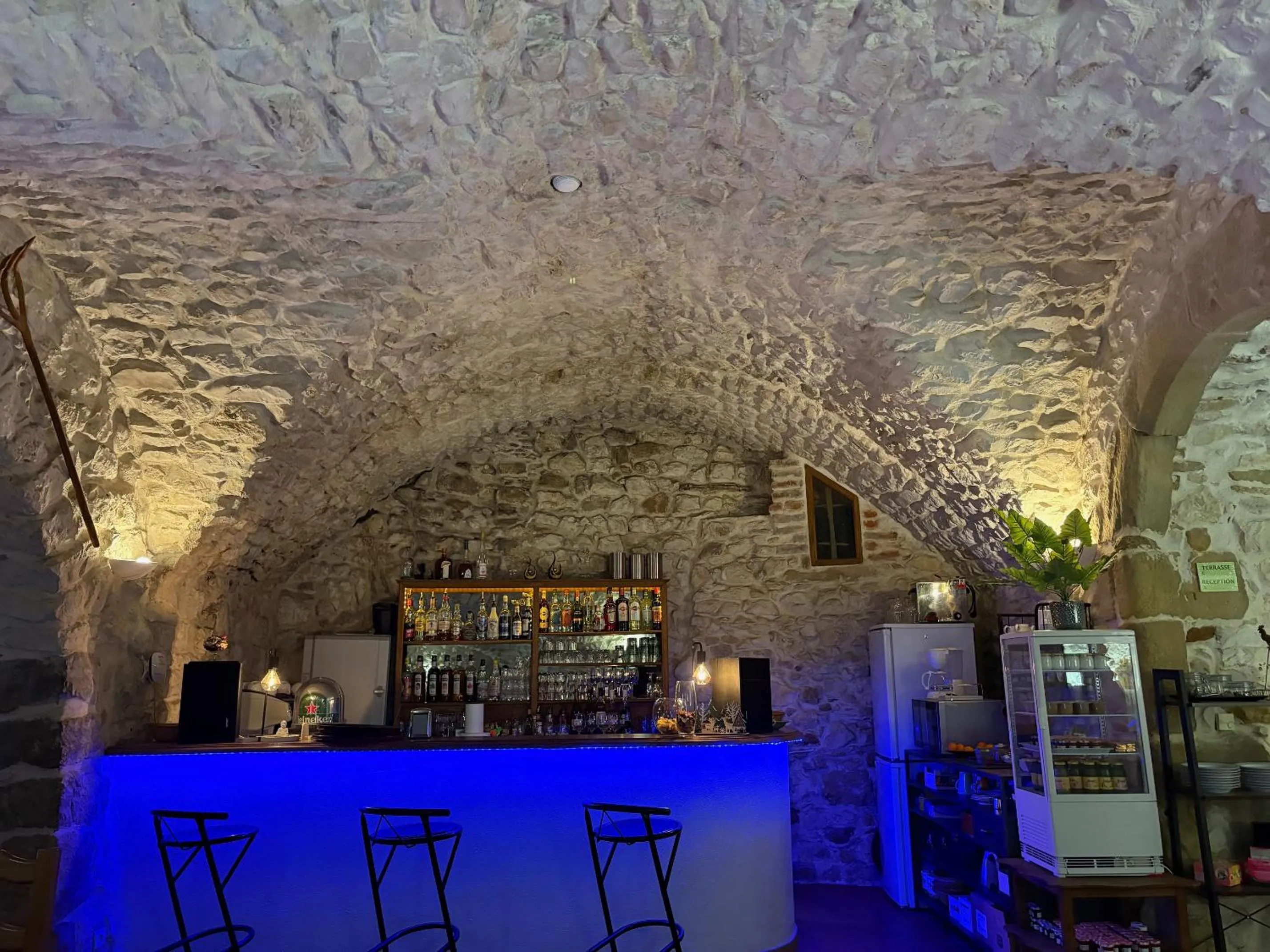 Logis Hotel Restaurant L'Esquielle