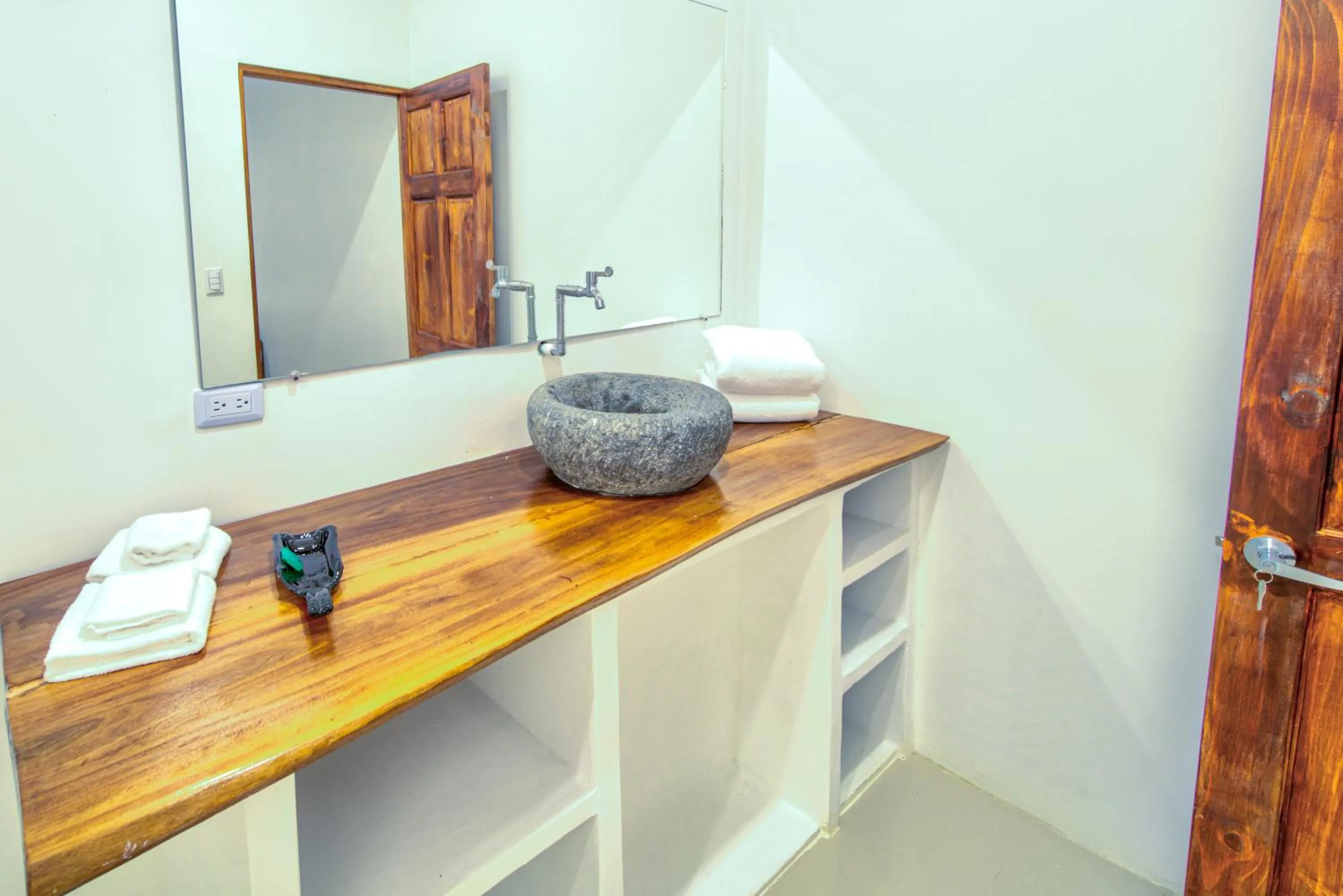 Bathroom in Akua Suites Ocean View