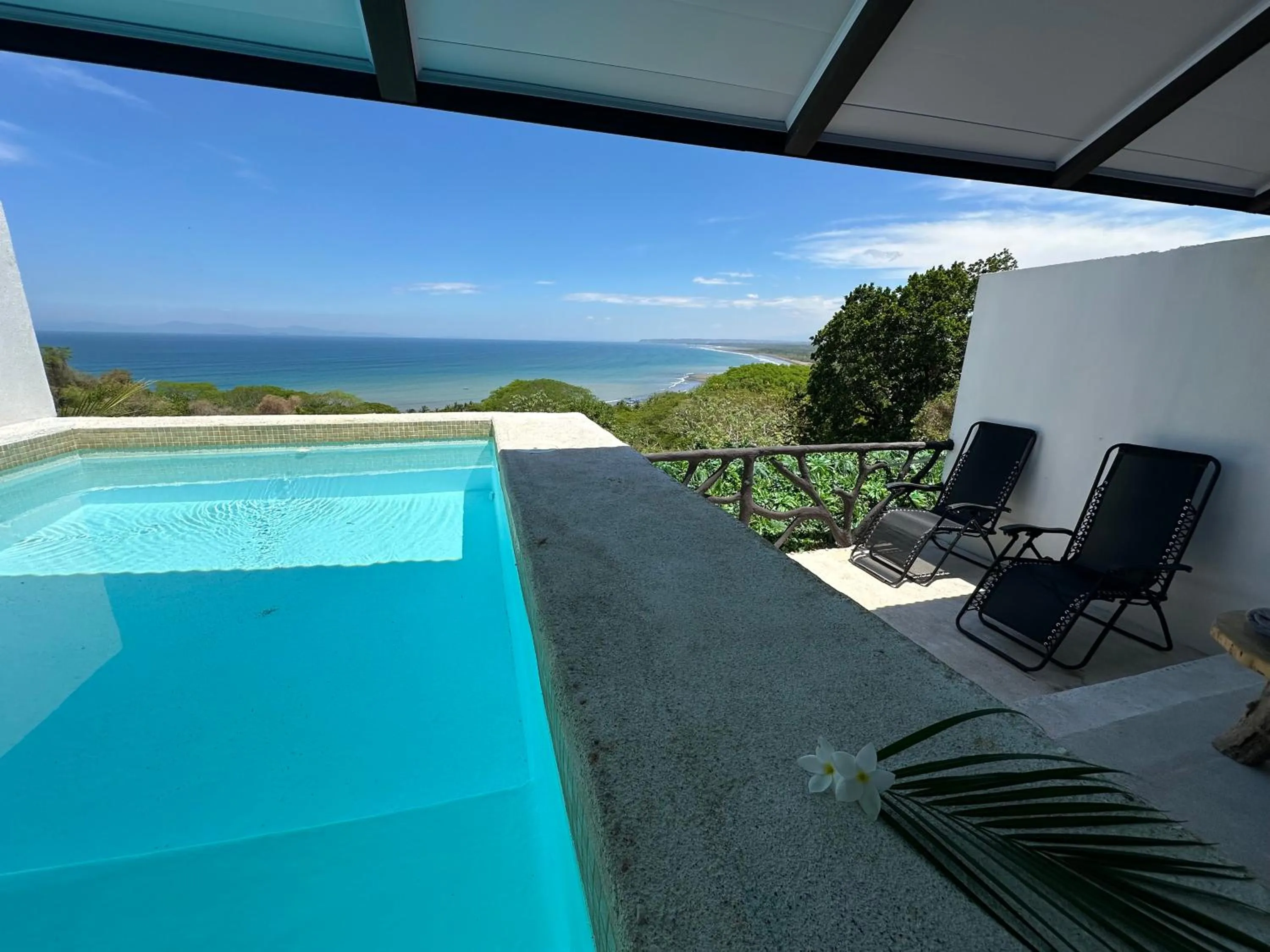 Akua Suites Ocean View