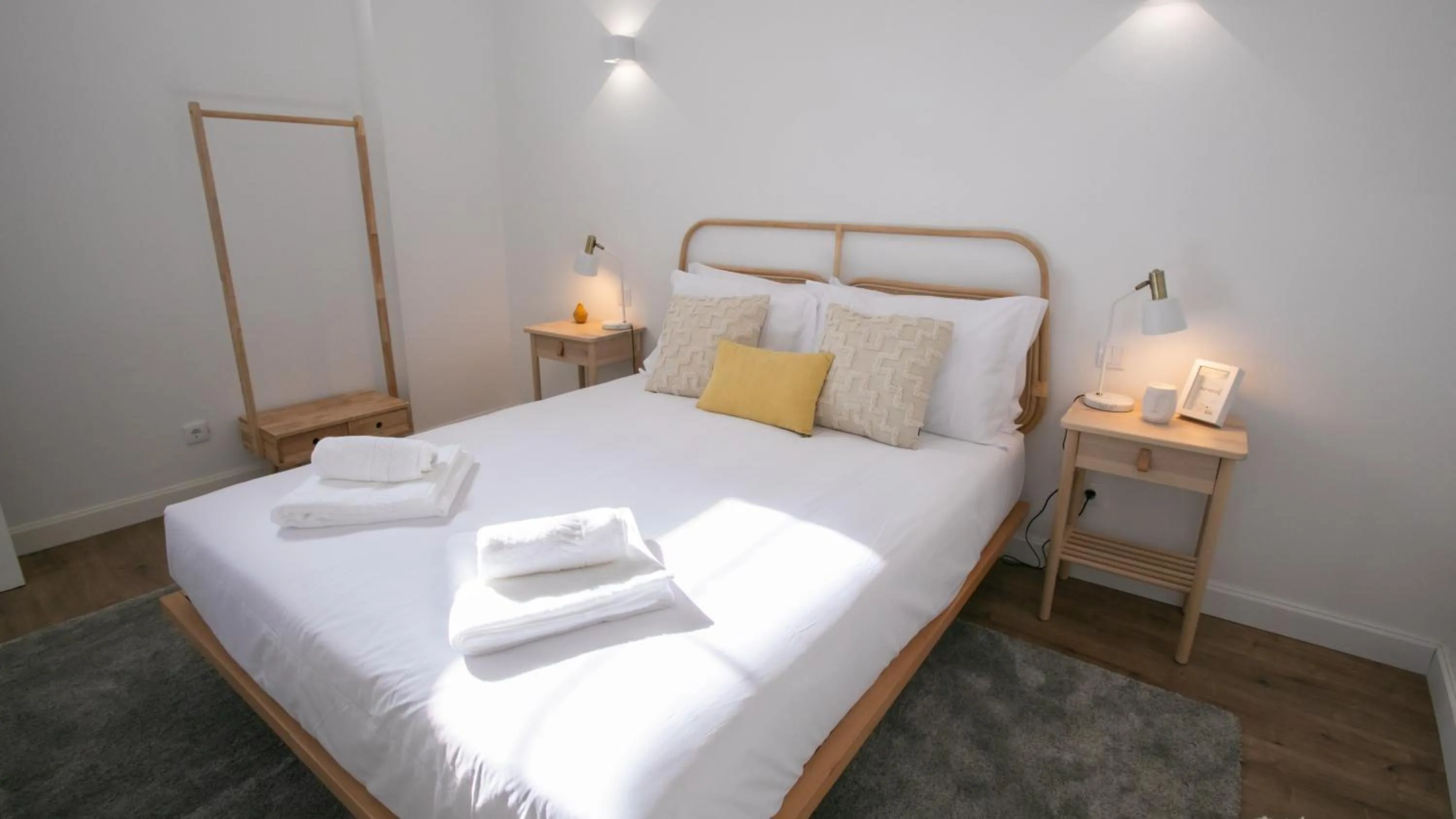 Bed in Casa Soure Suites and Apartments