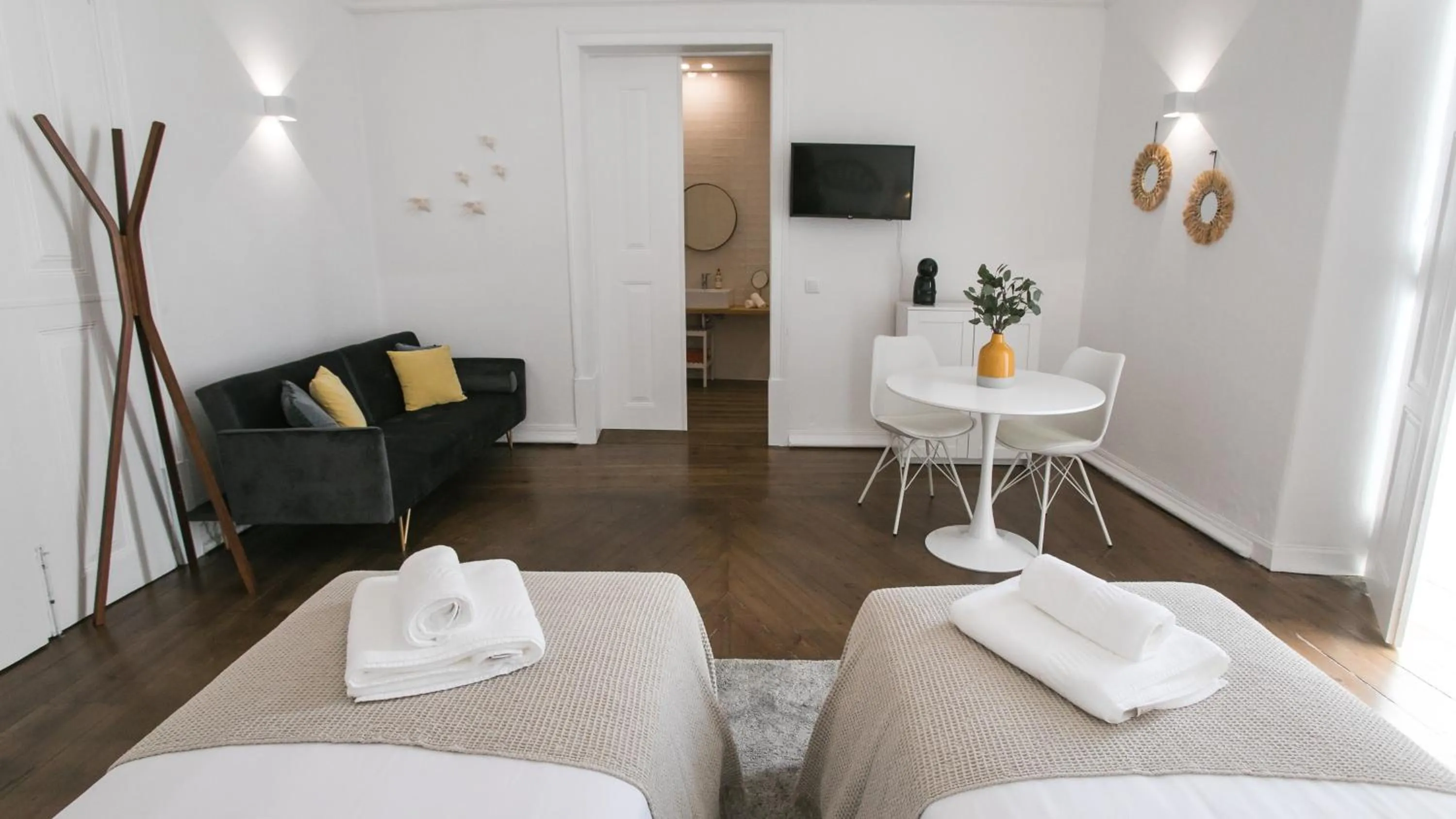 Bedroom, Bed in Casa Soure Suites and Apartments