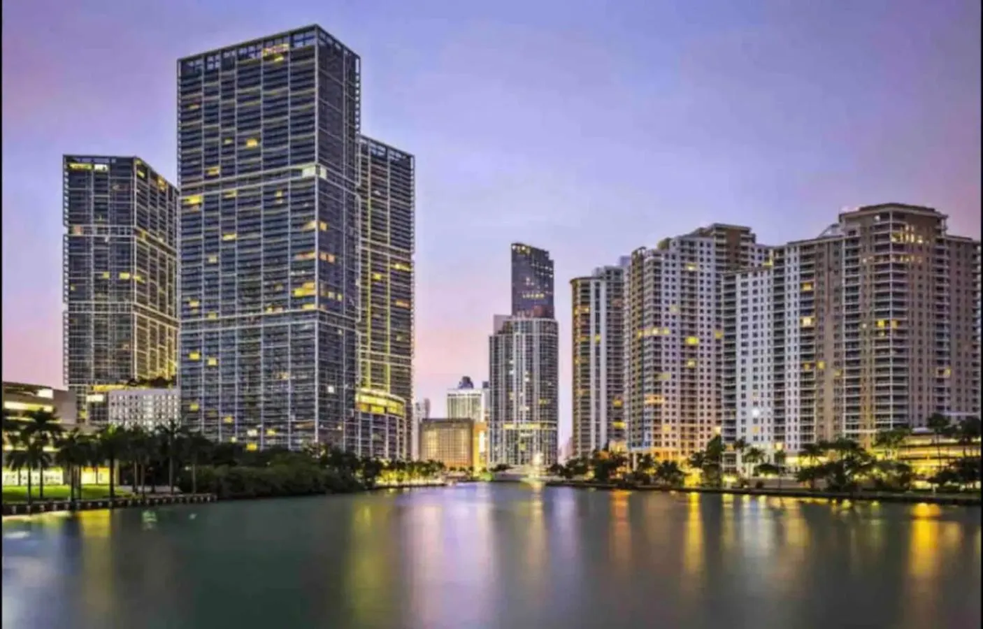 *W ICON BRICKELL- LUXURY 2BR HIGHRISE CORNER CONDO**