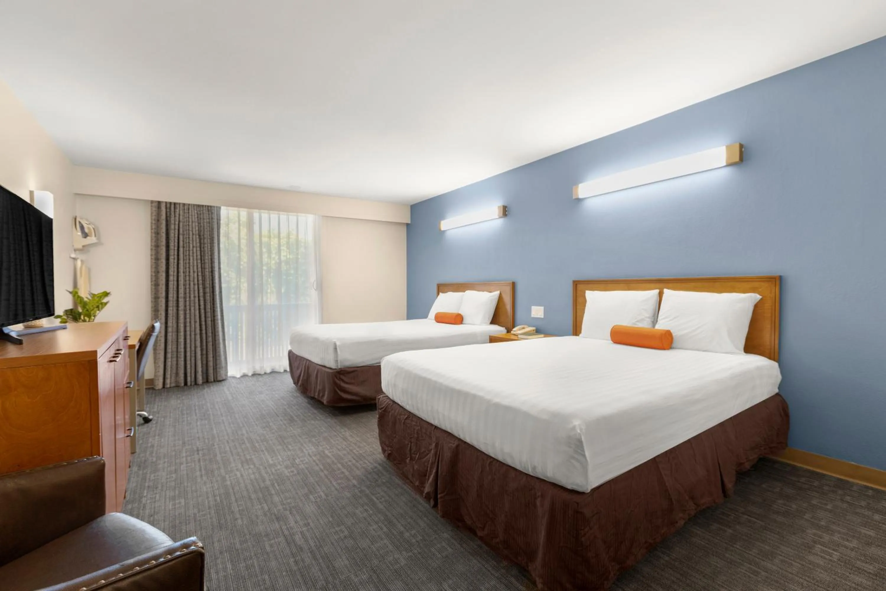 Bed in Good Nite Inn Redwood City - San Francisco Airport