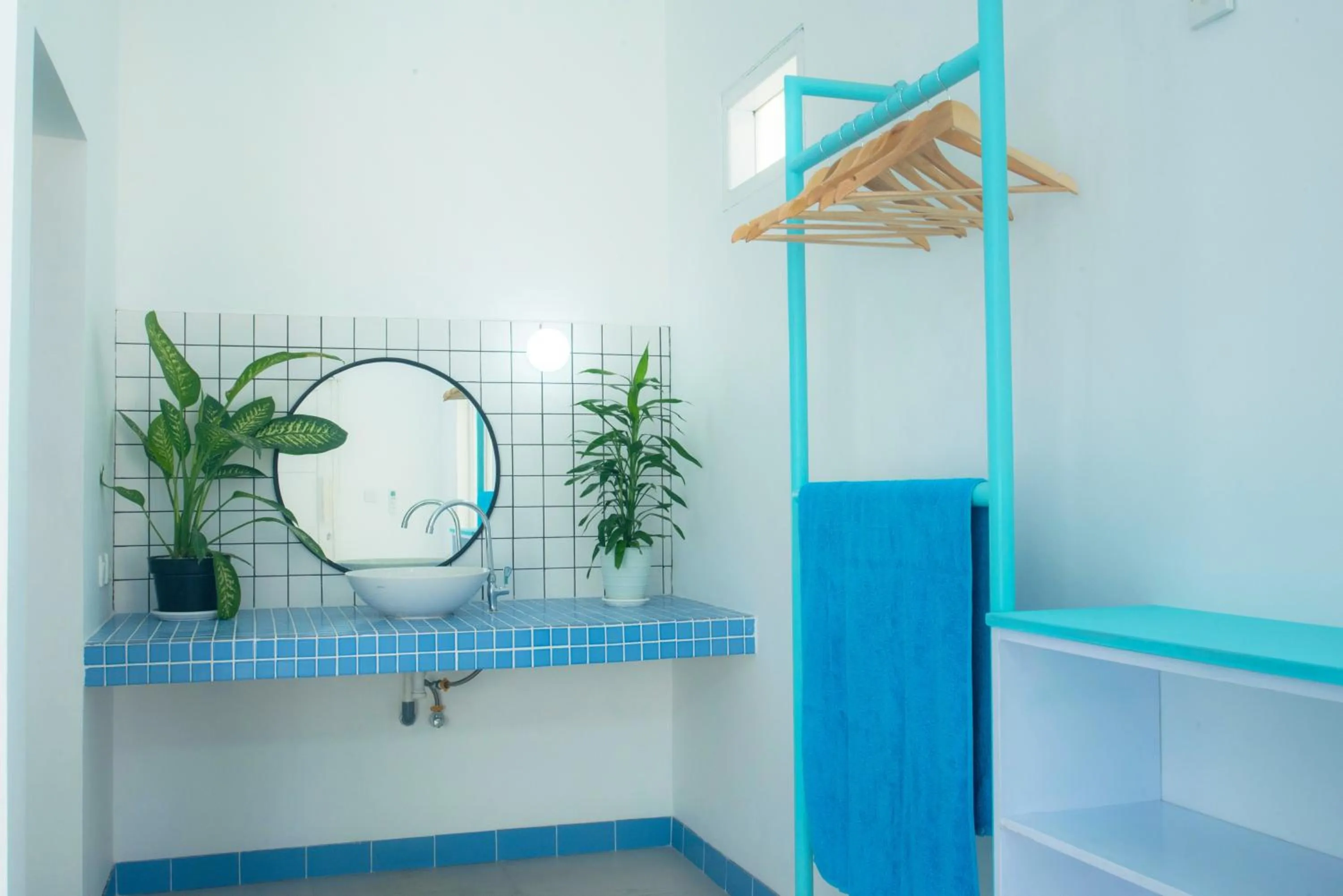 Bathroom in Mad Monkey Kuta Lombok