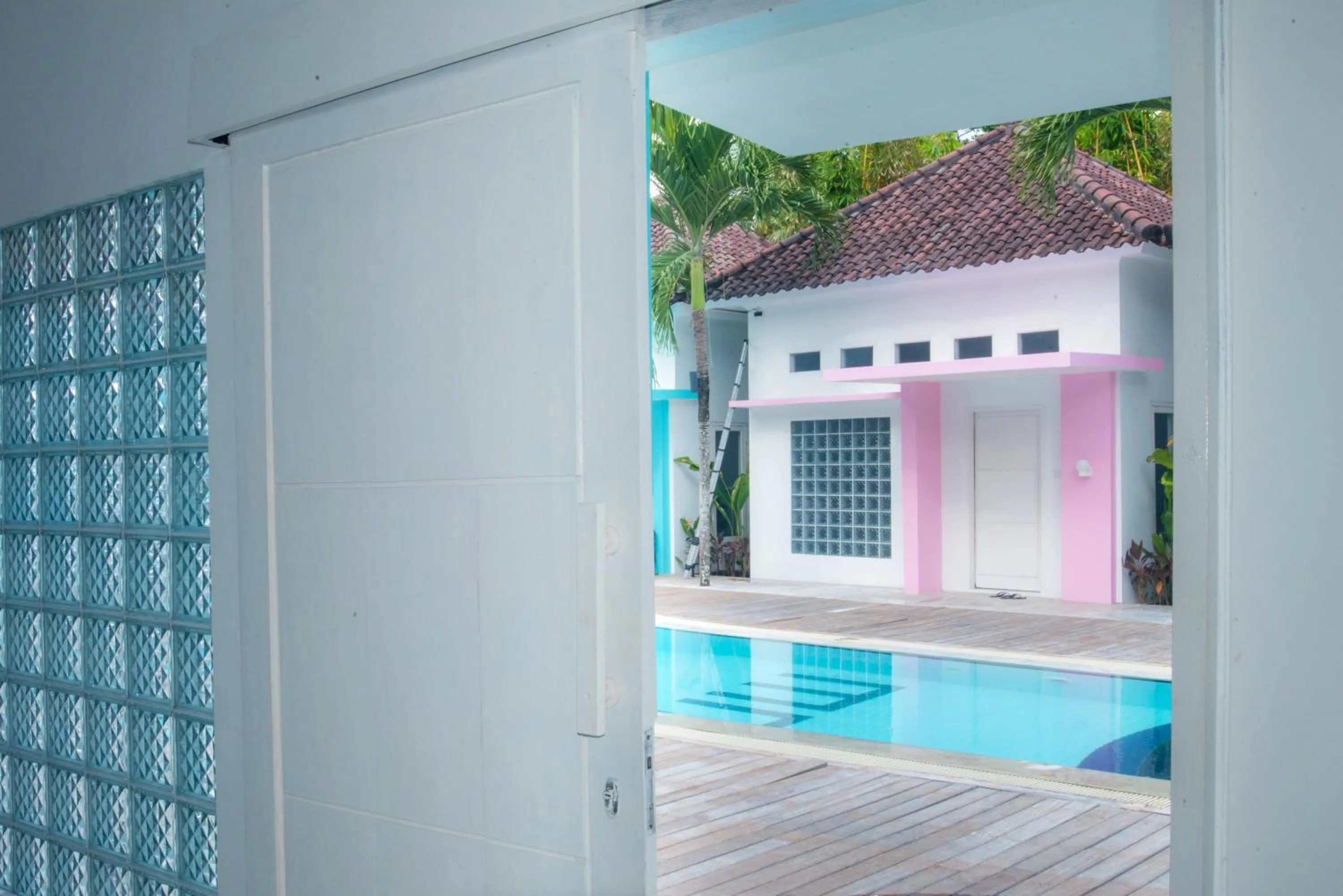 Pool view in Mad Monkey Kuta Lombok