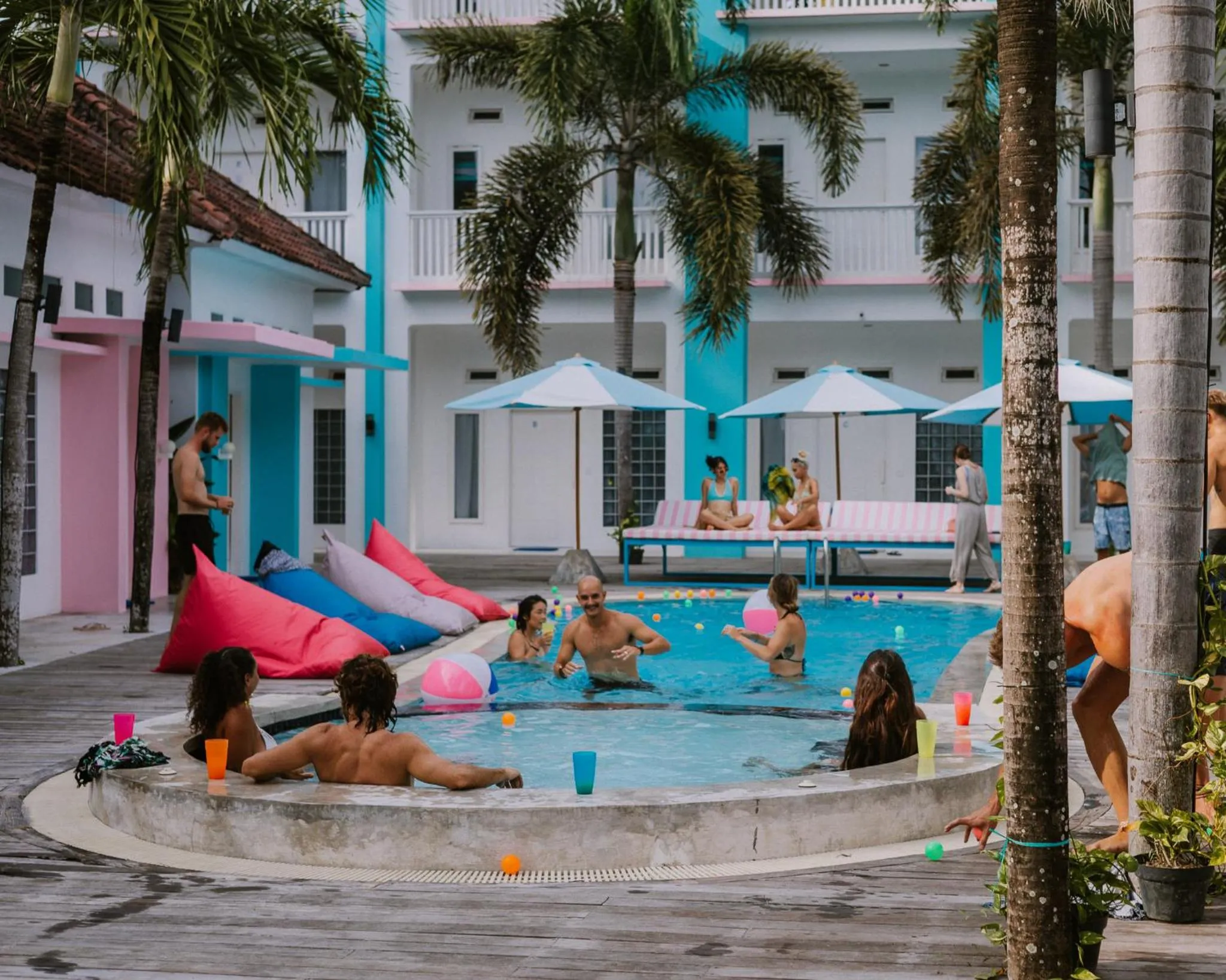 Swimming pool in Mad Monkey Kuta Lombok