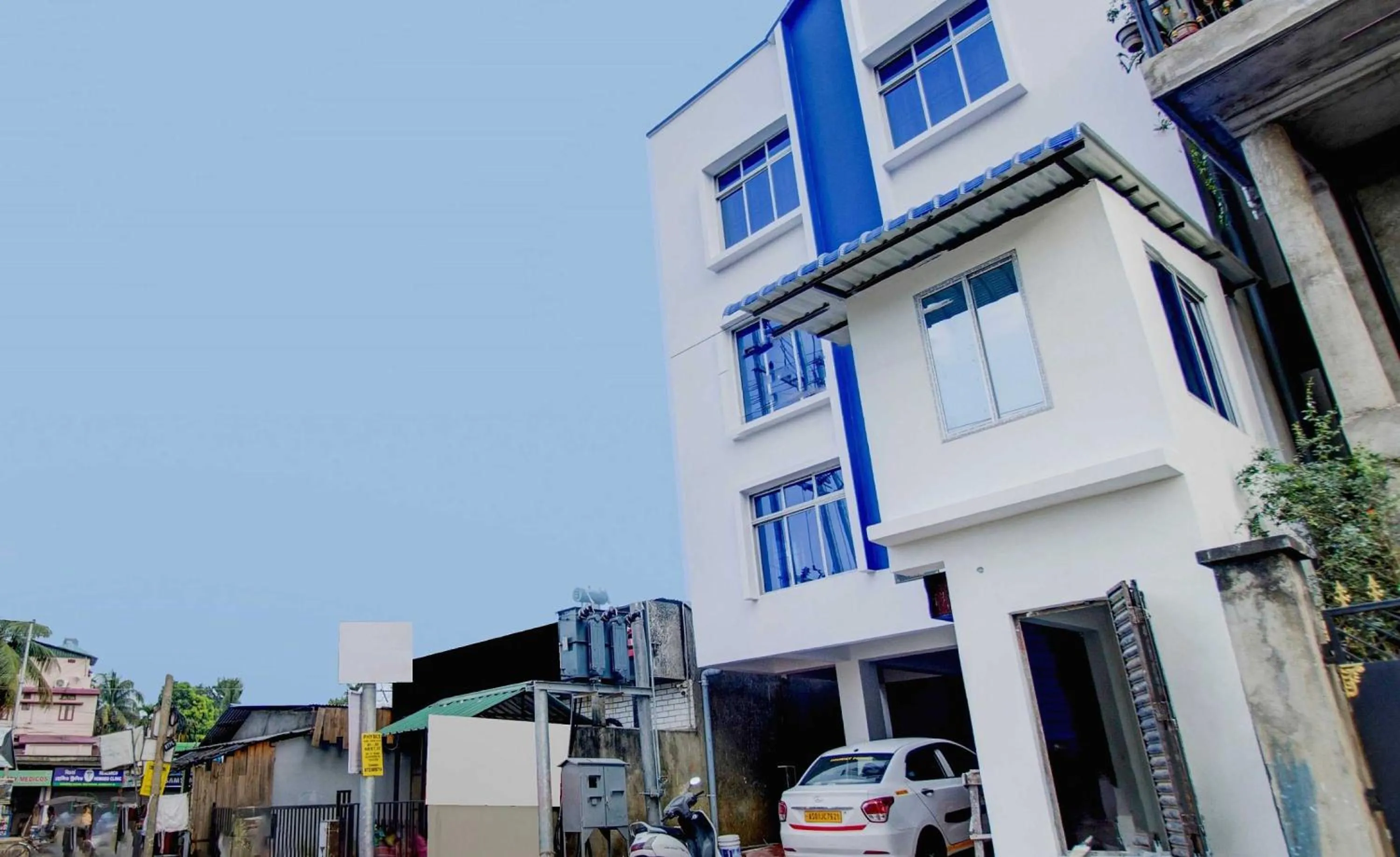 Facade/entrance in Hotel O Sai villa
