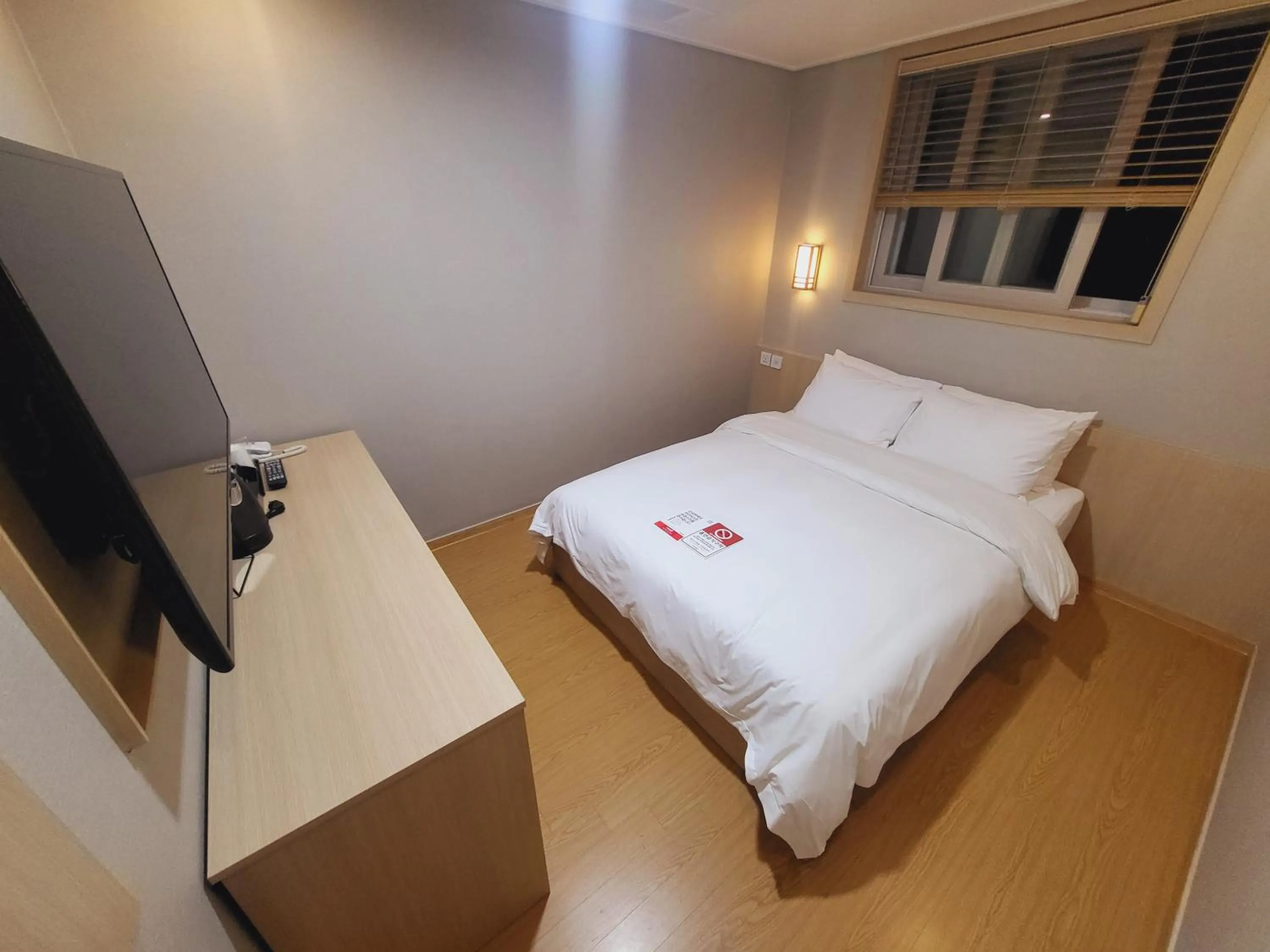 Bedroom, Bed in Hotel razaB