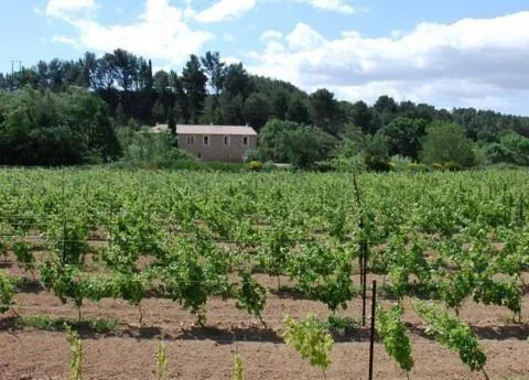 Facade/entrance in Domaine de "Creva-Tinas"