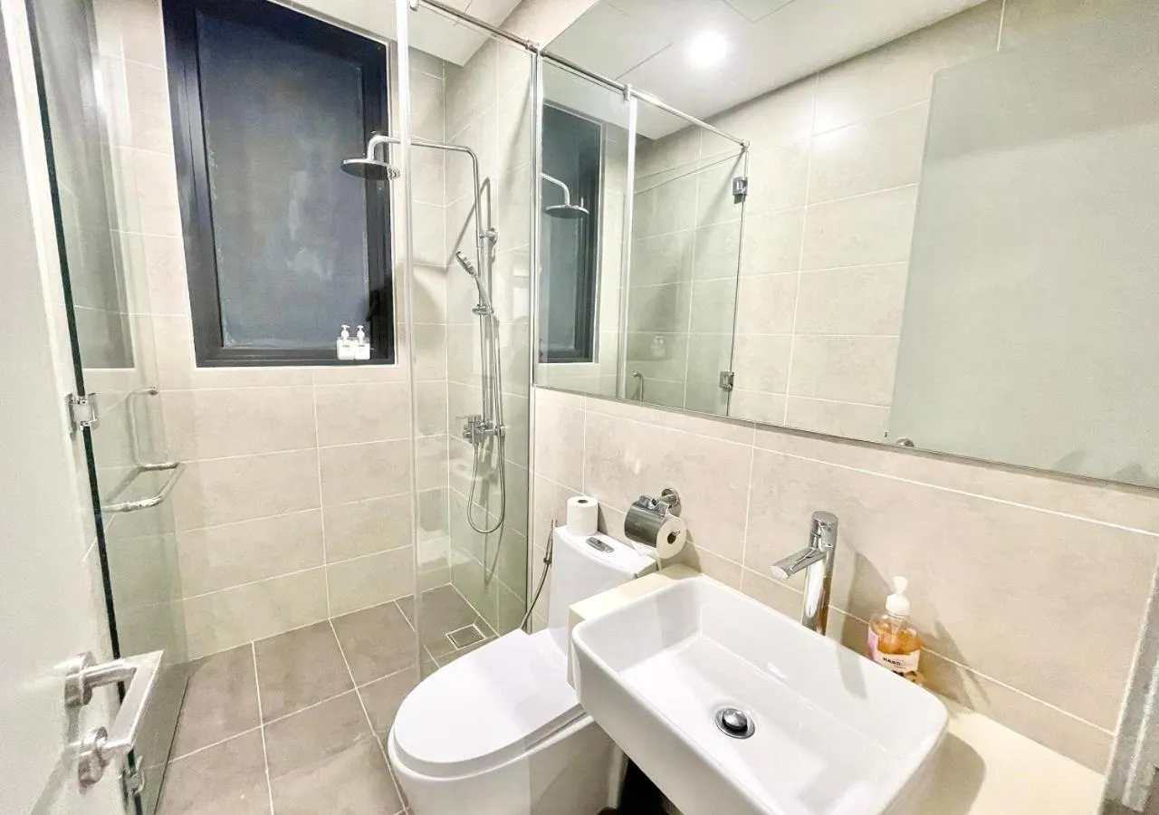 Bathroom in KL Gateway Premium Residences by Moka