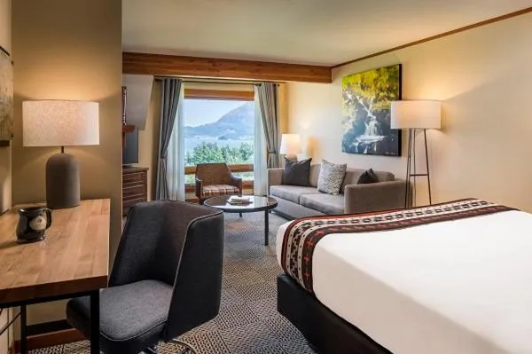 Bed in Skamania Lodge