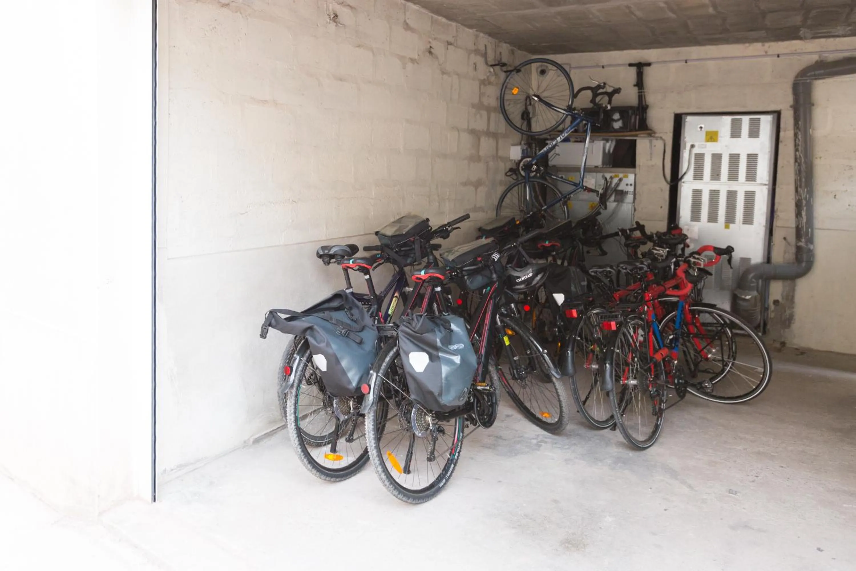 Cycling in Logis Hotel Du Chateau