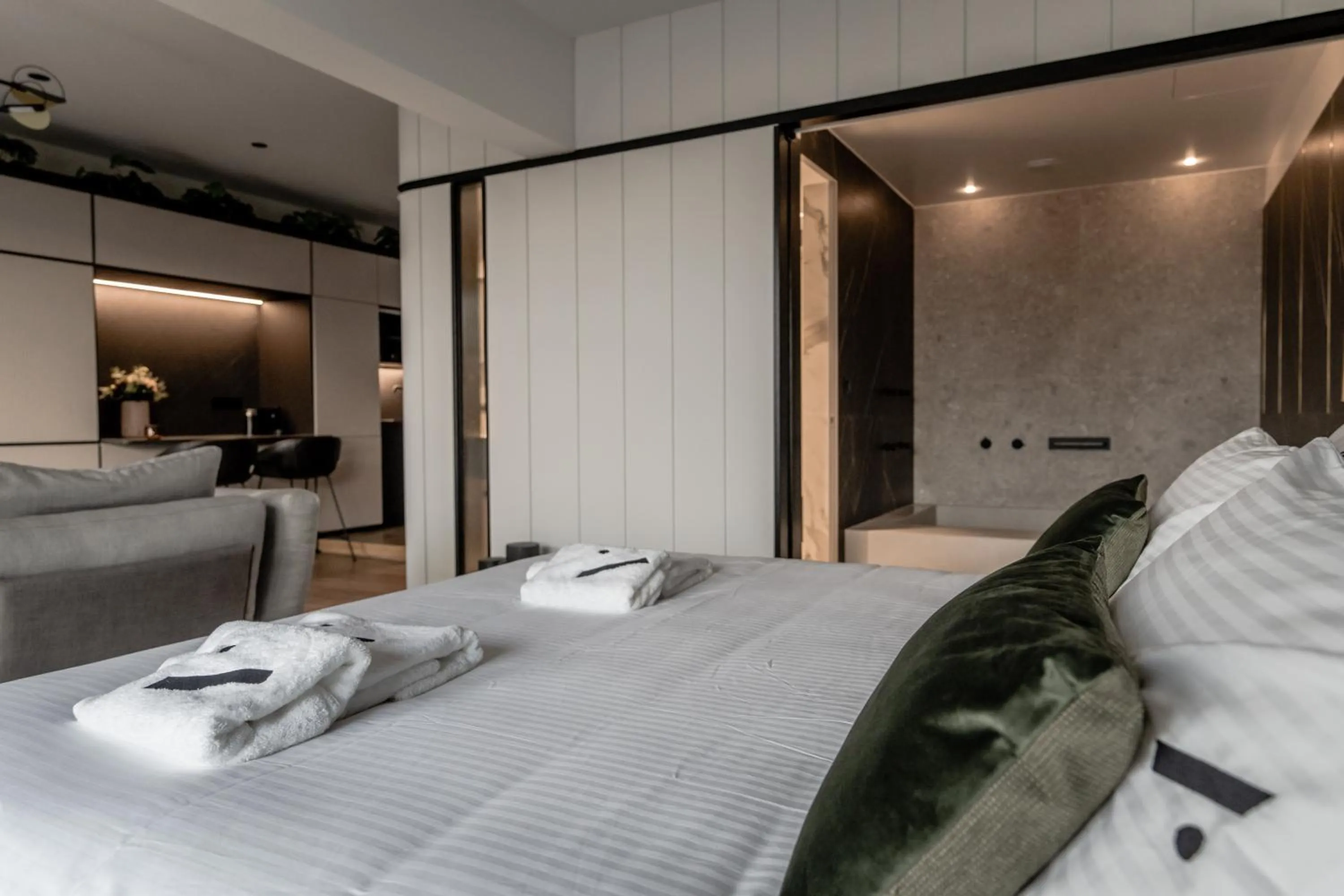 Bed in Athinaion Recreation Suites