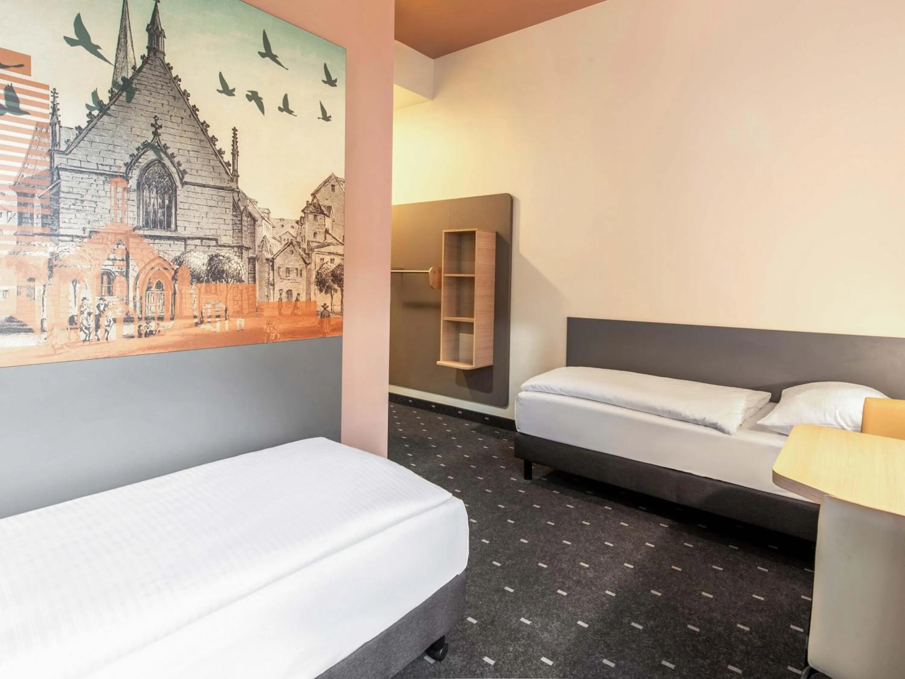 Photo of the whole room, Bed in B&B Hotel Nürnberg-Hbf