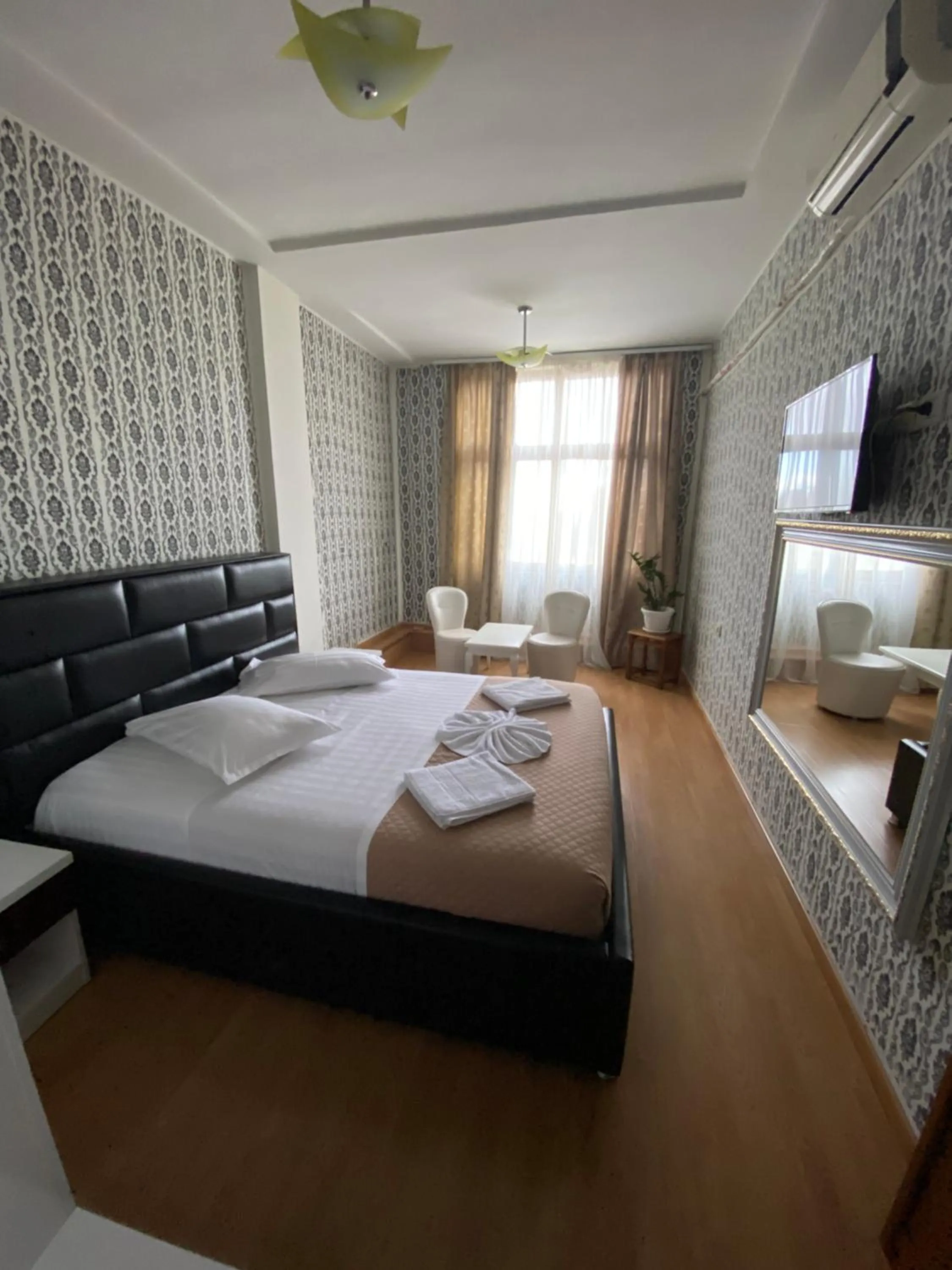 Bed in Hotel Arberia