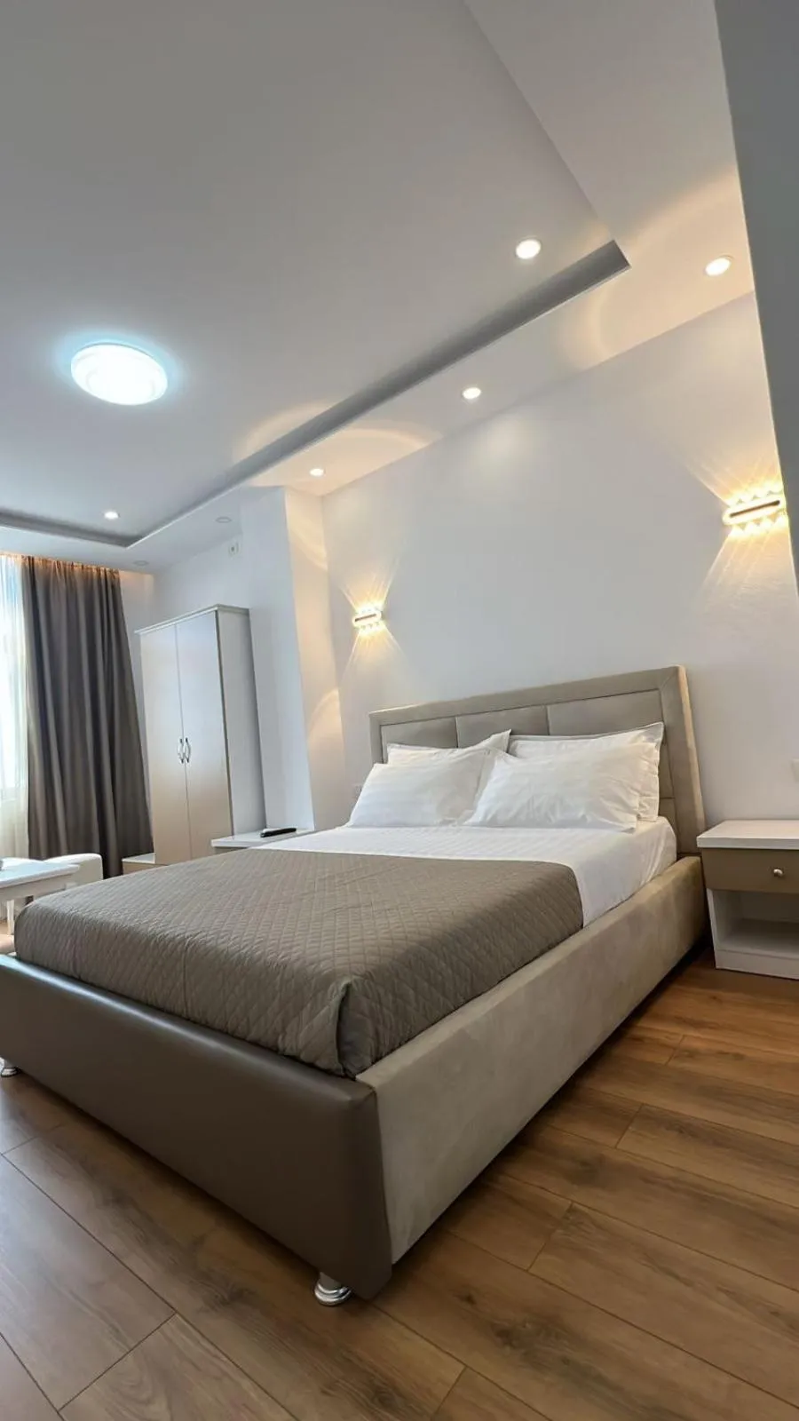 Bed in Hotel Arberia