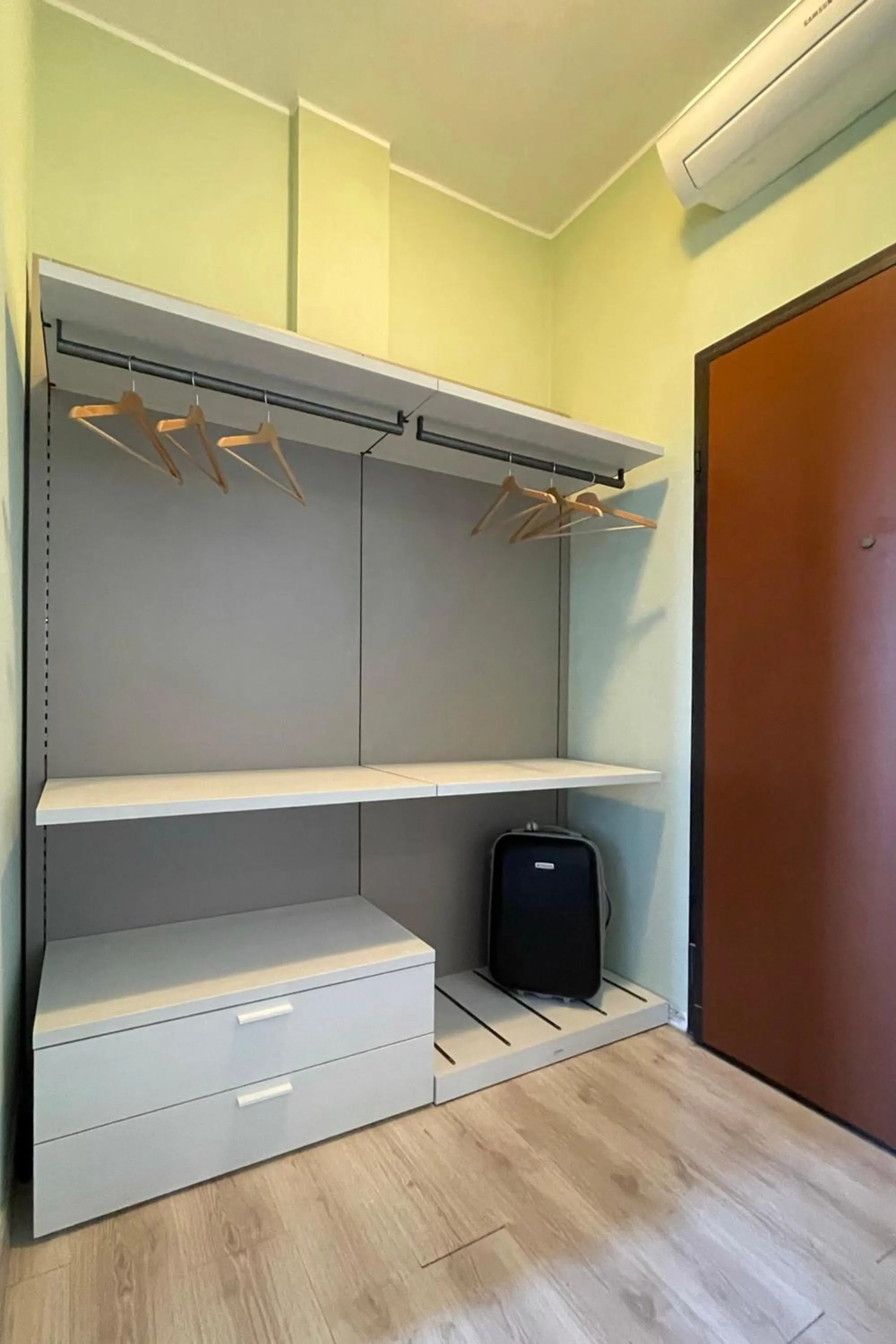 wardrobe in Residence Europa