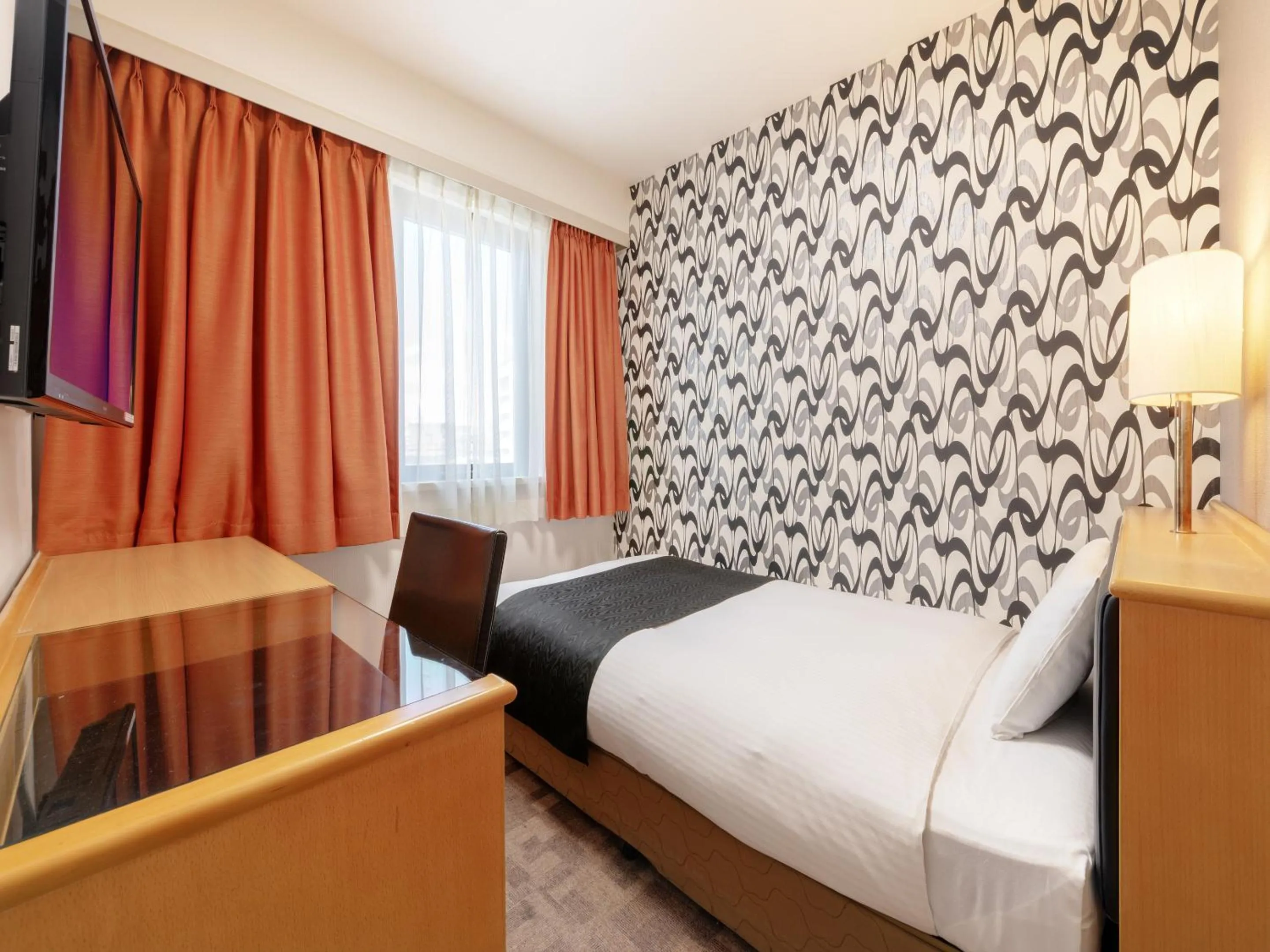 Bed in APA Hotel Maebashieki-Kita