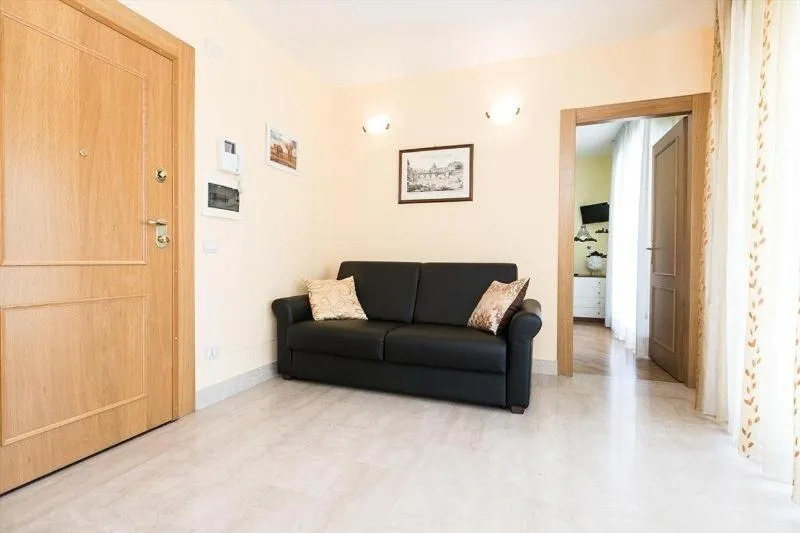 Living room in Altamira 2000 by GABRIELLA