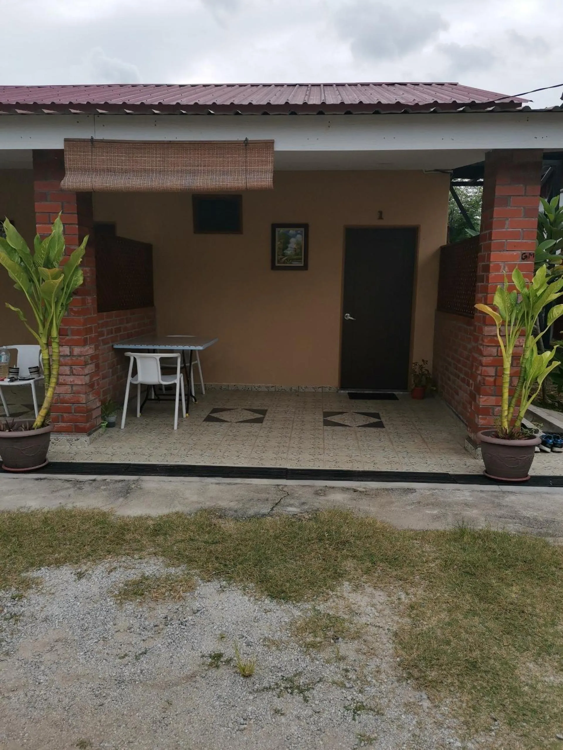 Facade/entrance in OYO Home 90348 Inspire Rooms