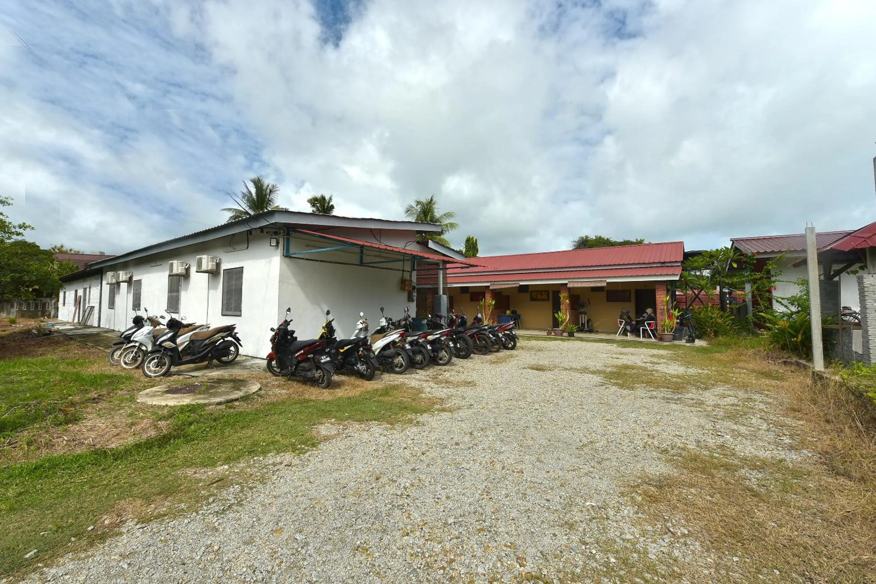 Facade/entrance in OYO Home 90348 Inspire Rooms