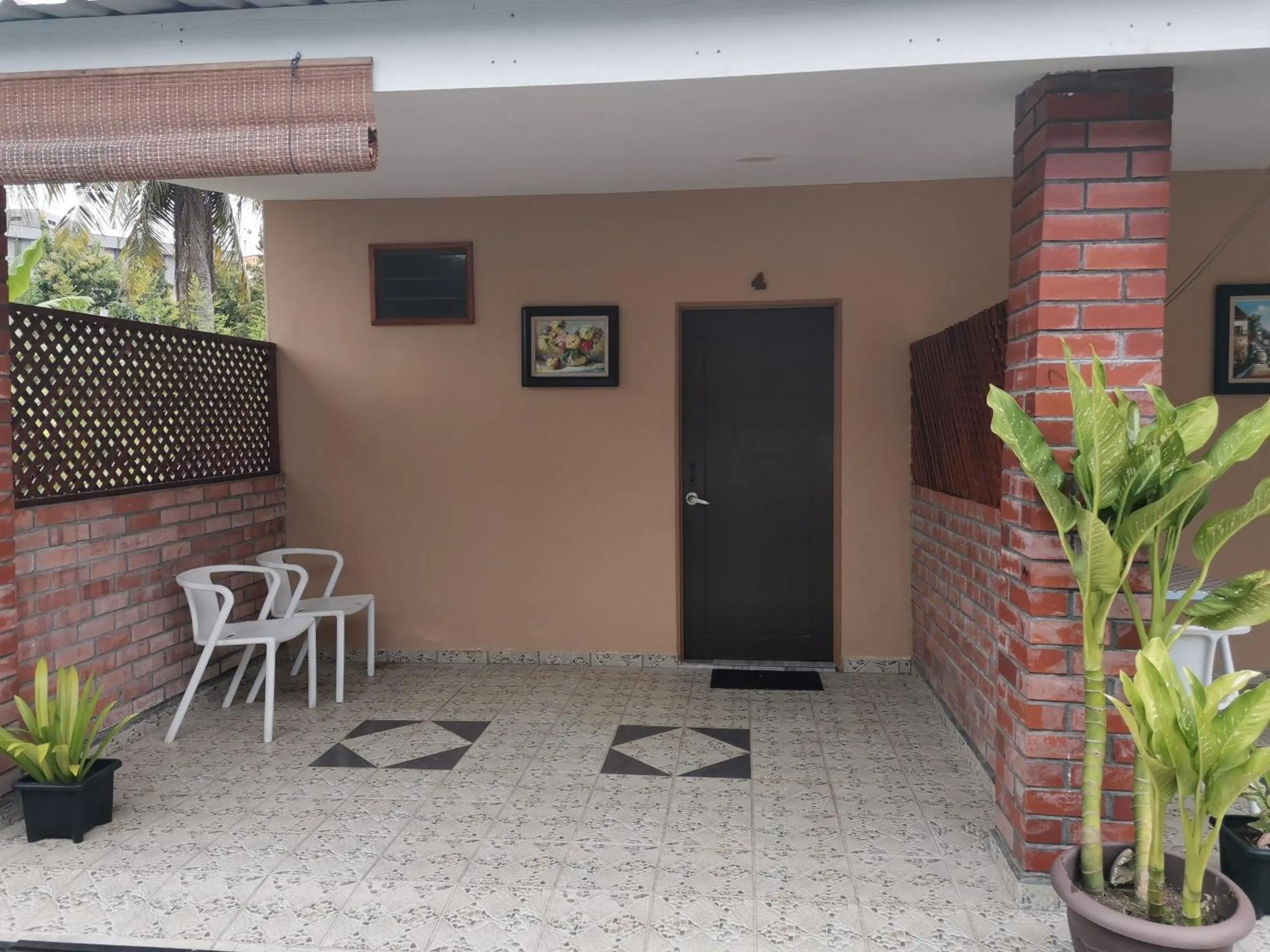 Facade/entrance in OYO Home 90348 Inspire Rooms