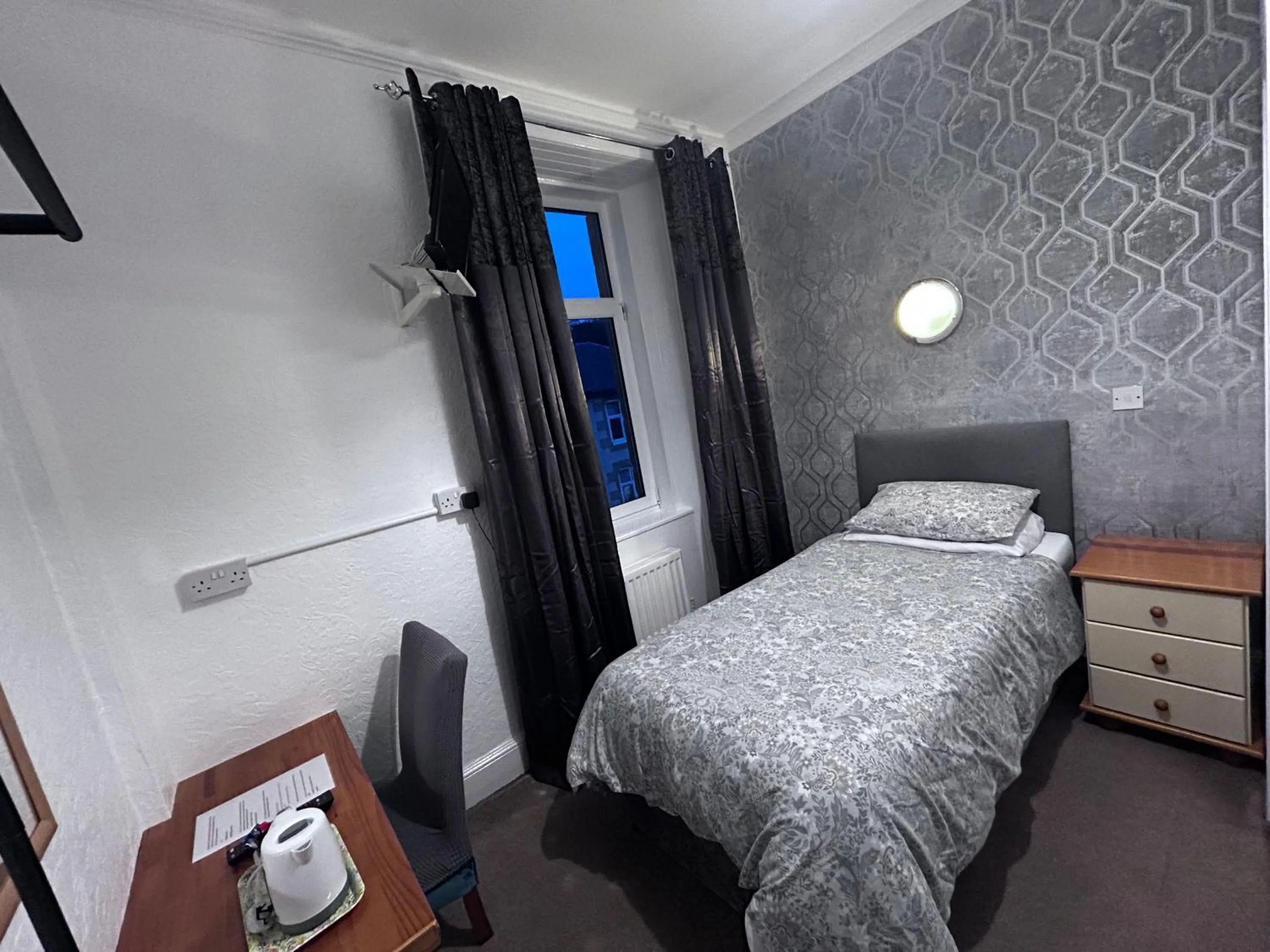 Bed in DunMoore Guesthouse