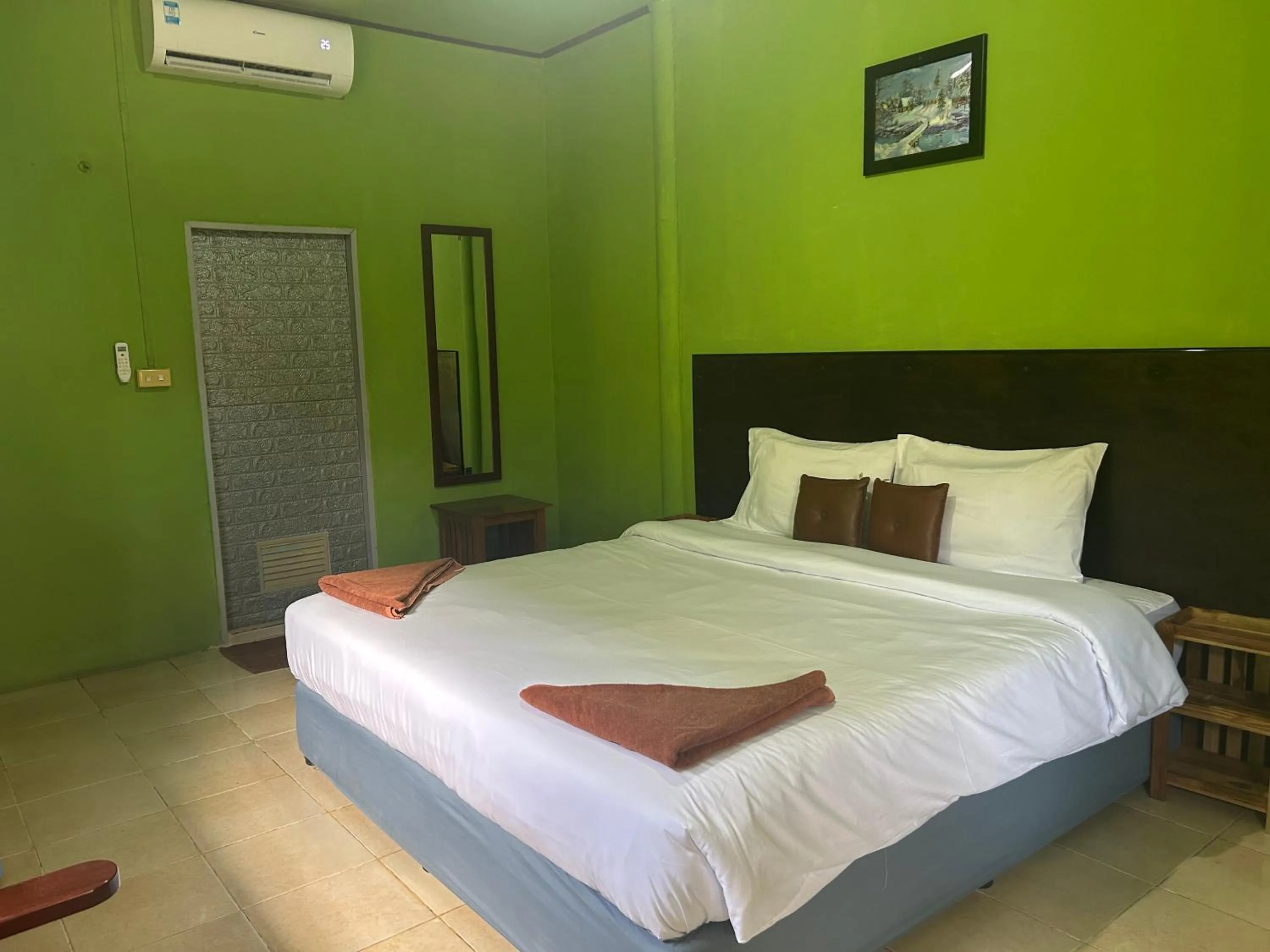 Bed in ABC Bungalow