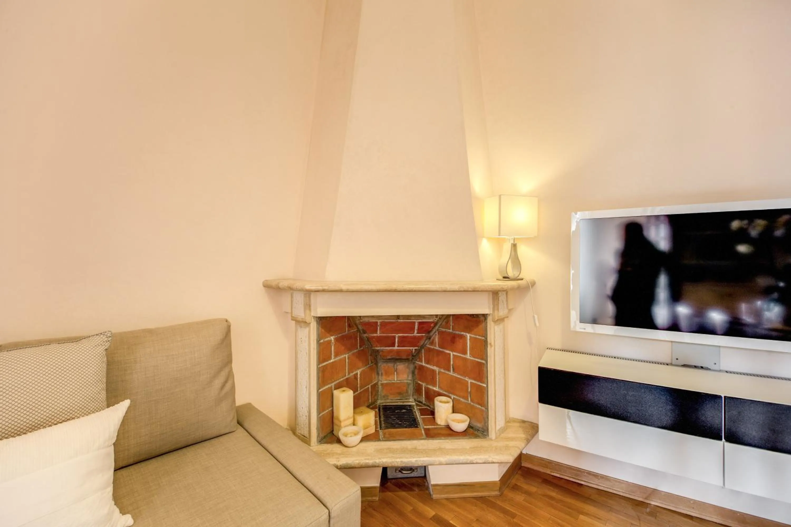 Living room in Elegant Apartment Behind the Colosseum