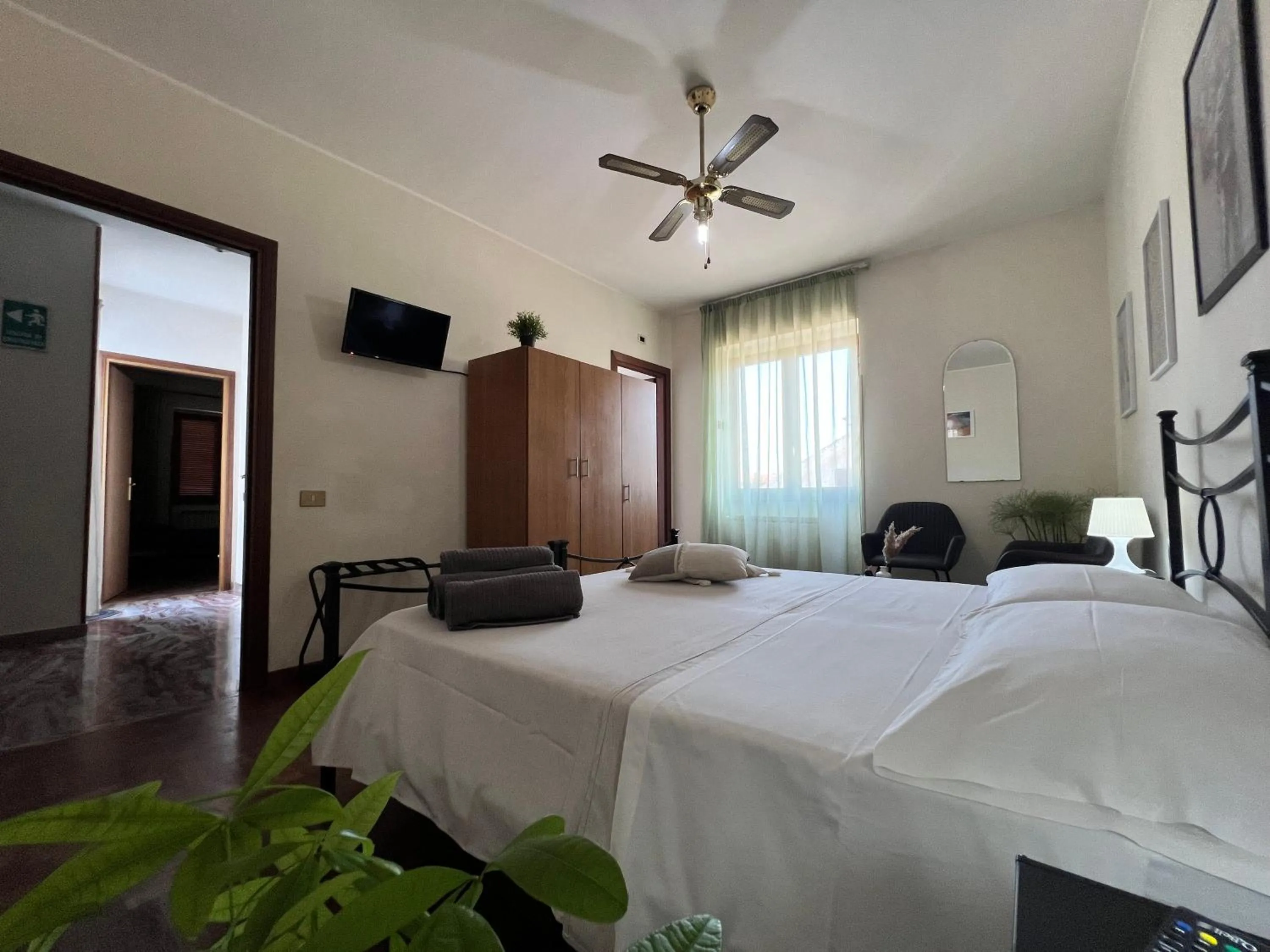 Bed in Giardino Degli Aranci B&B