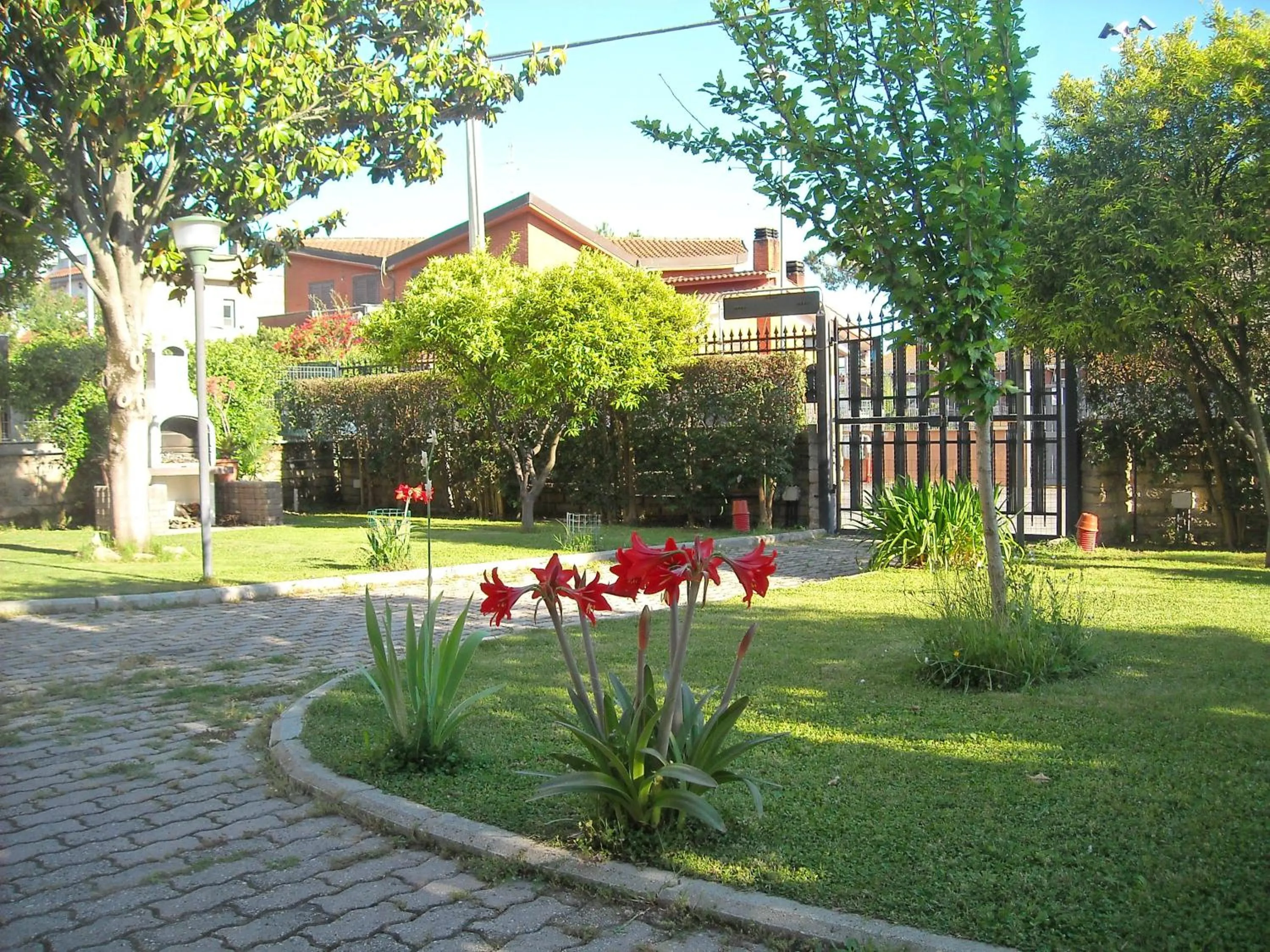 Garden in Giardino Degli Aranci B&B
