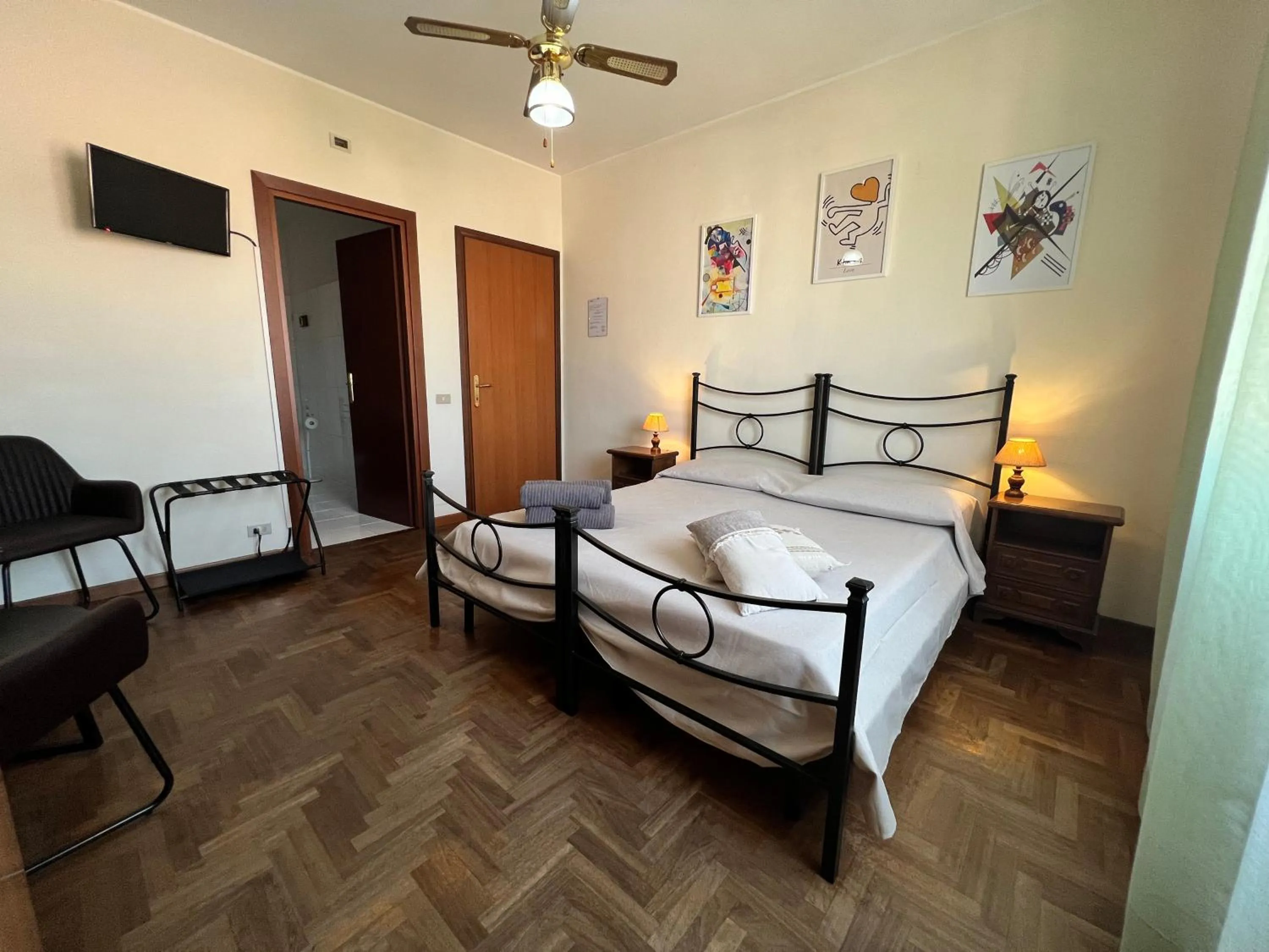 Bed in Giardino Degli Aranci B&B