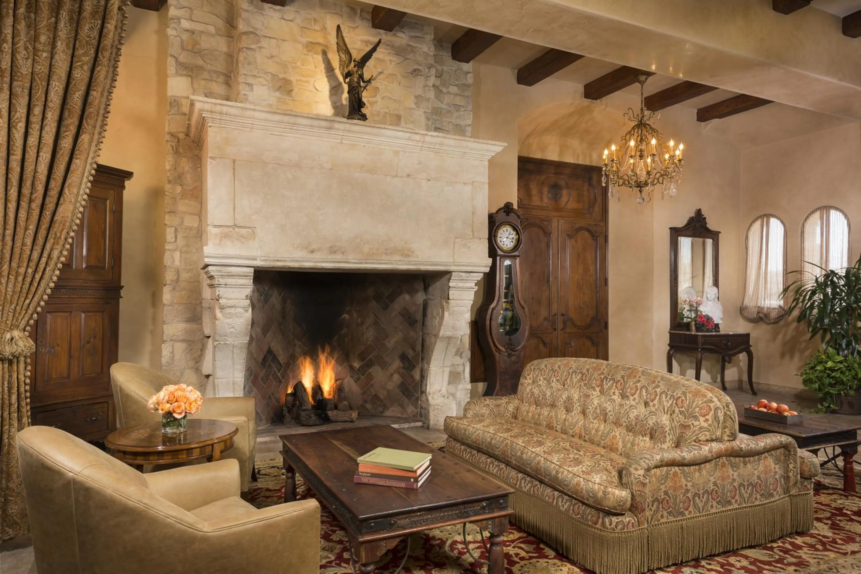 Lobby or reception in Ayres Hotel Manhattan Beach