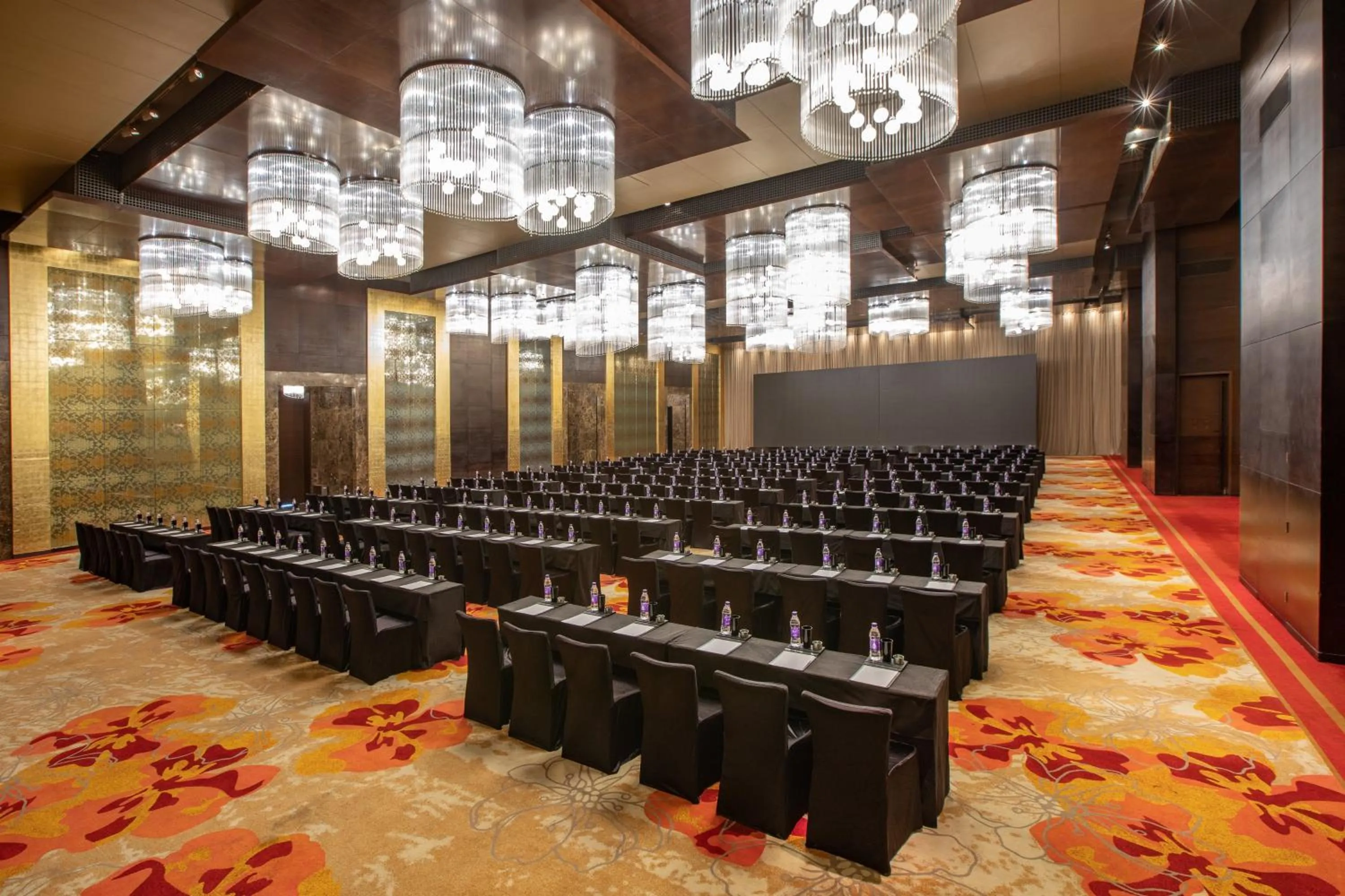 Meeting/conference room in InterContinental Beijing Beichen by IHG