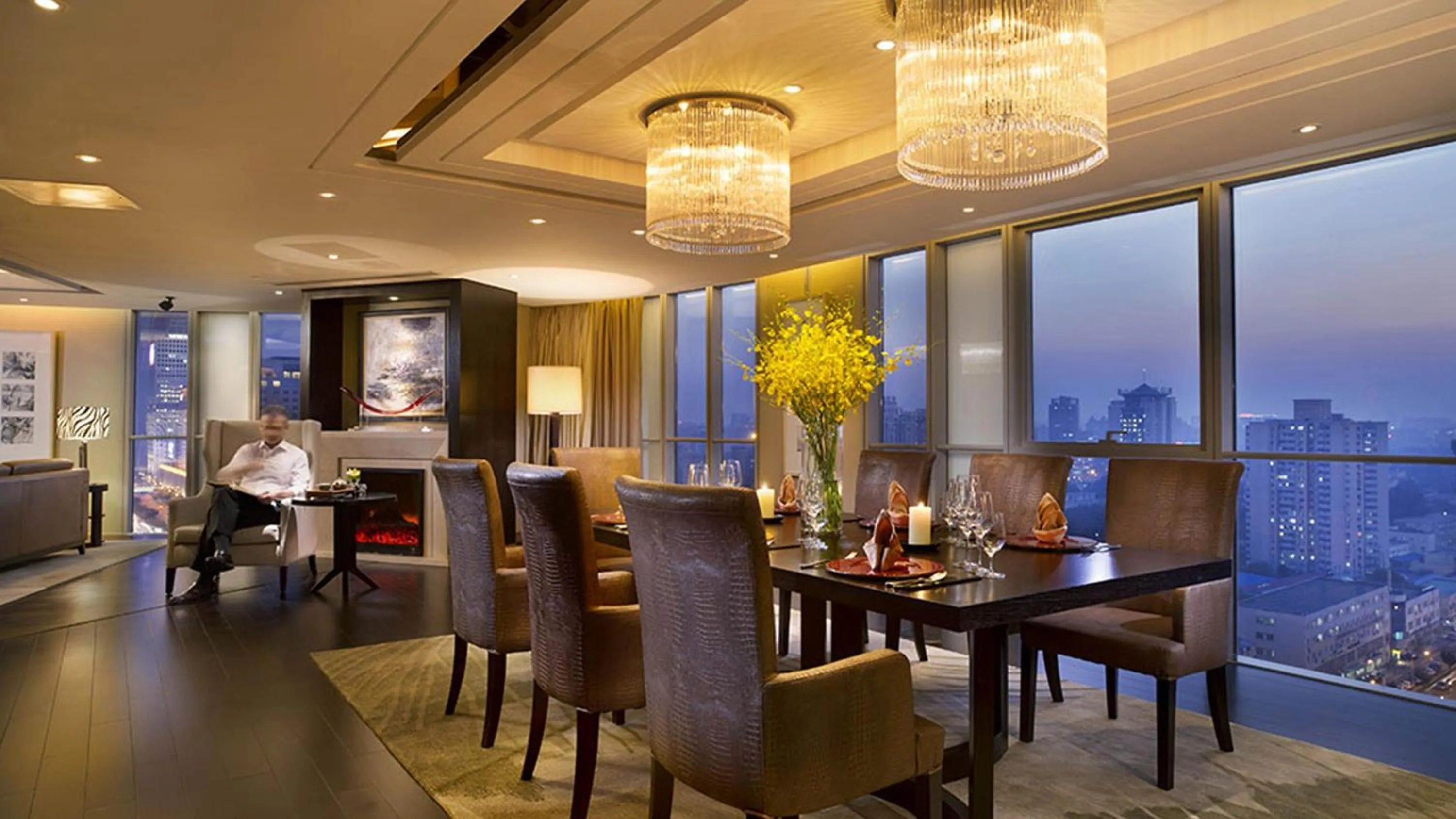 Photo of the whole room in InterContinental Beijing Beichen by IHG l Walking Distance to Bird's Nest & Water Cube & Metro Station l Interconnected with China National Convention Center l Award-winning Club Lounge with Mixologist l Direct Metro Line to Wangfujing