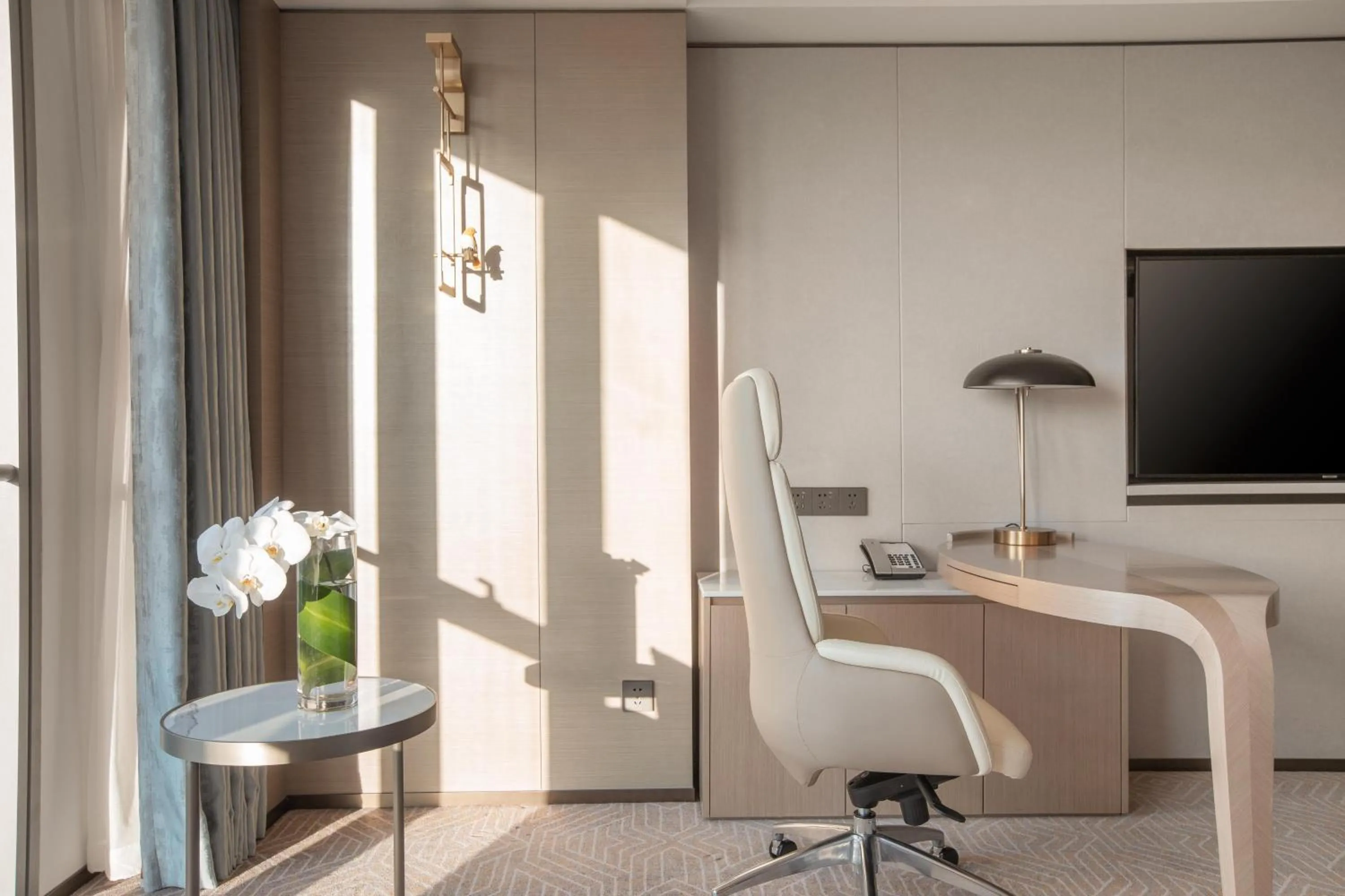 Photo of the whole room in InterContinental Beijing Beichen by IHG