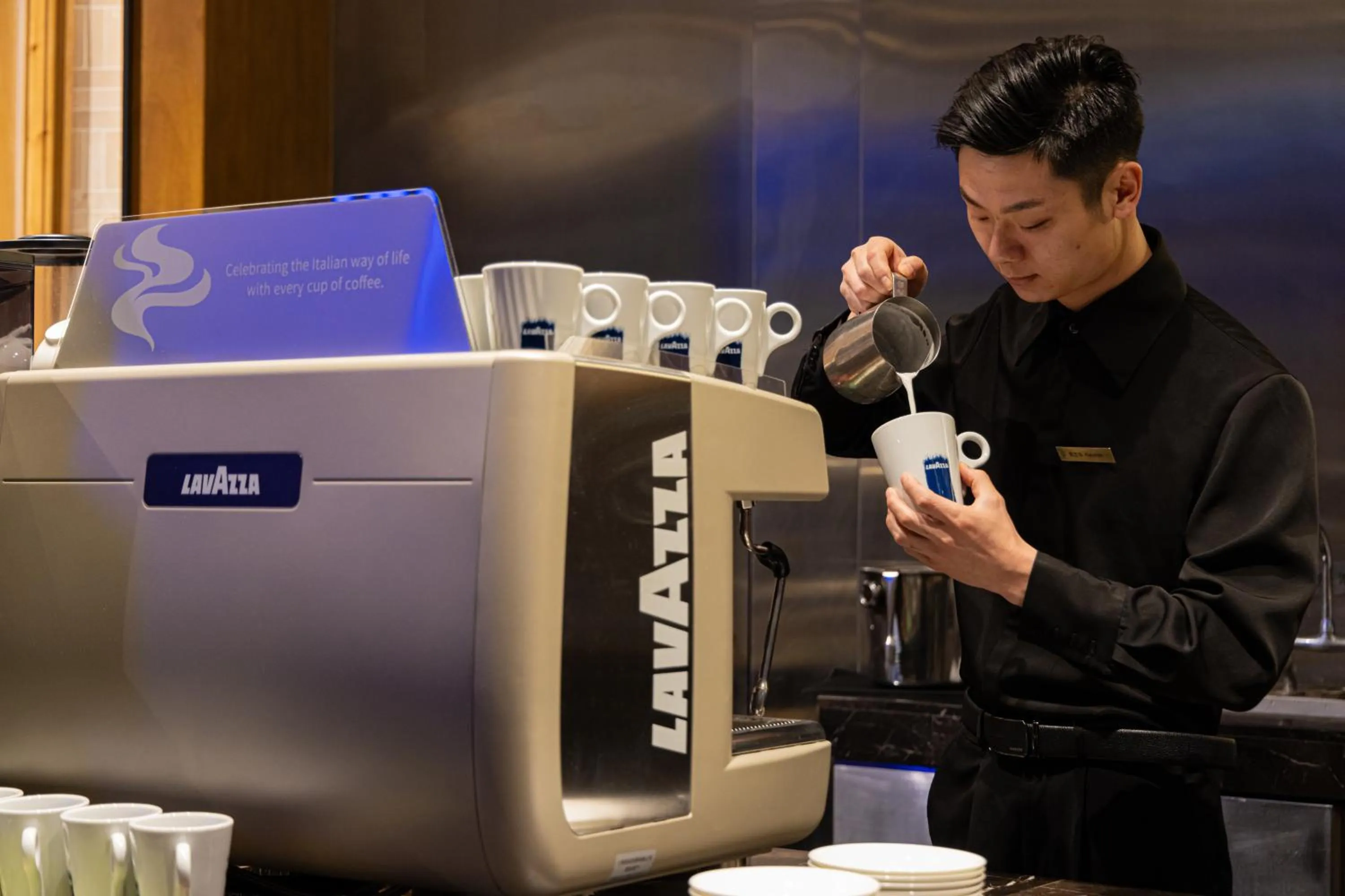 Restaurant/places to eat in InterContinental Beijing Beichen by IHG l Walking Distance to Bird's Nest & Water Cube & Metro Station l Interconnected with China National Convention Center l Award-winning Club Lounge with Mixologist l Direct Metro Line to Wangfujing