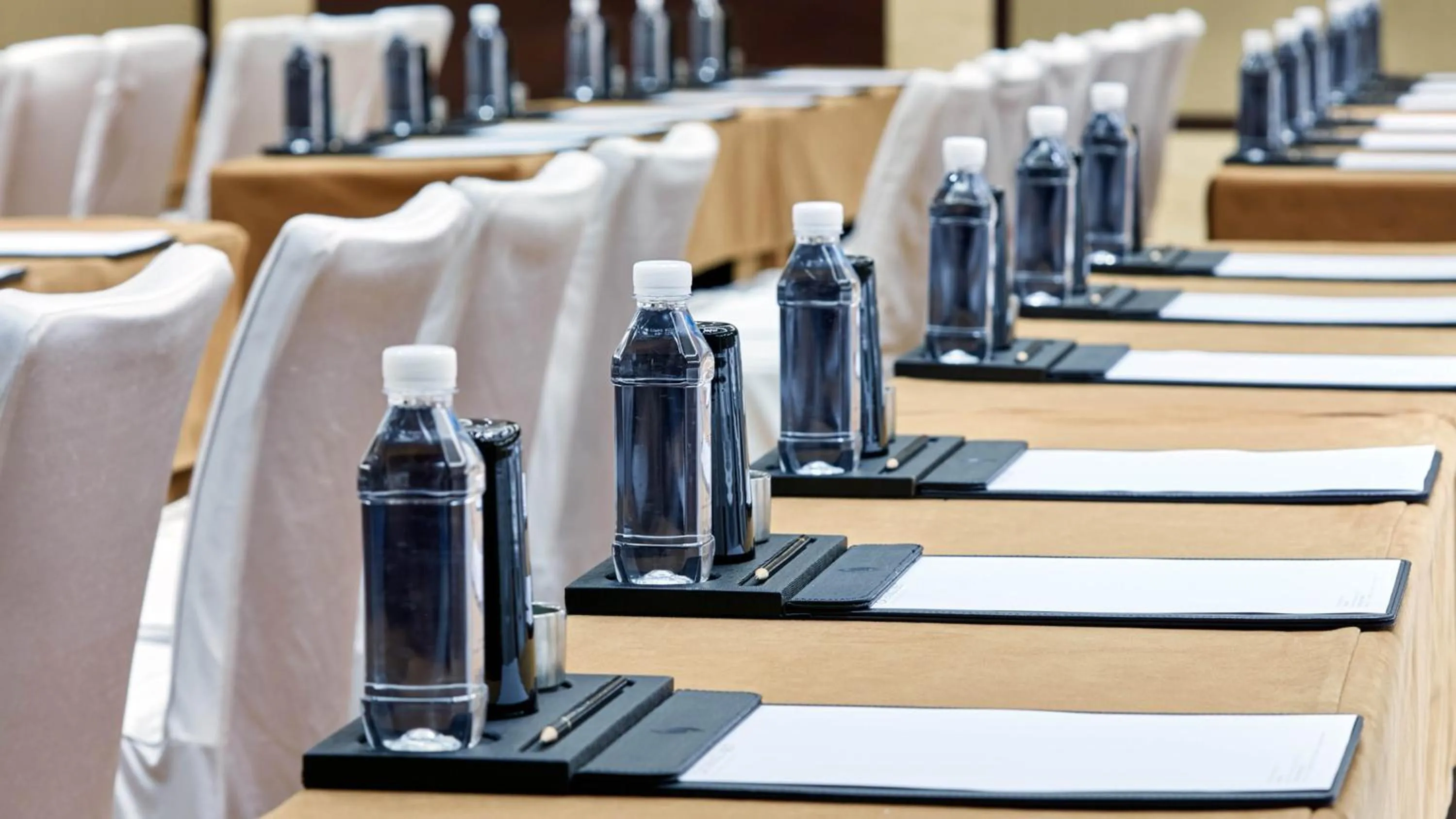 Meeting/conference room in InterContinental Beijing Beichen by IHG