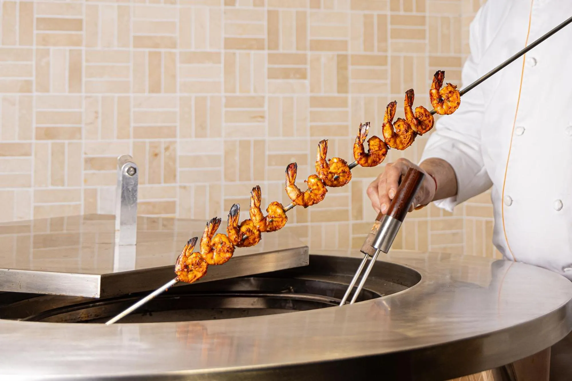 Restaurant/places to eat in InterContinental Beijing Beichen by IHG l Walking Distance to Bird's Nest & Water Cube & Metro Station l Interconnected with China National Convention Center l Award-winning Club Lounge with Mixologist l Direct Metro Line to Wangfujing