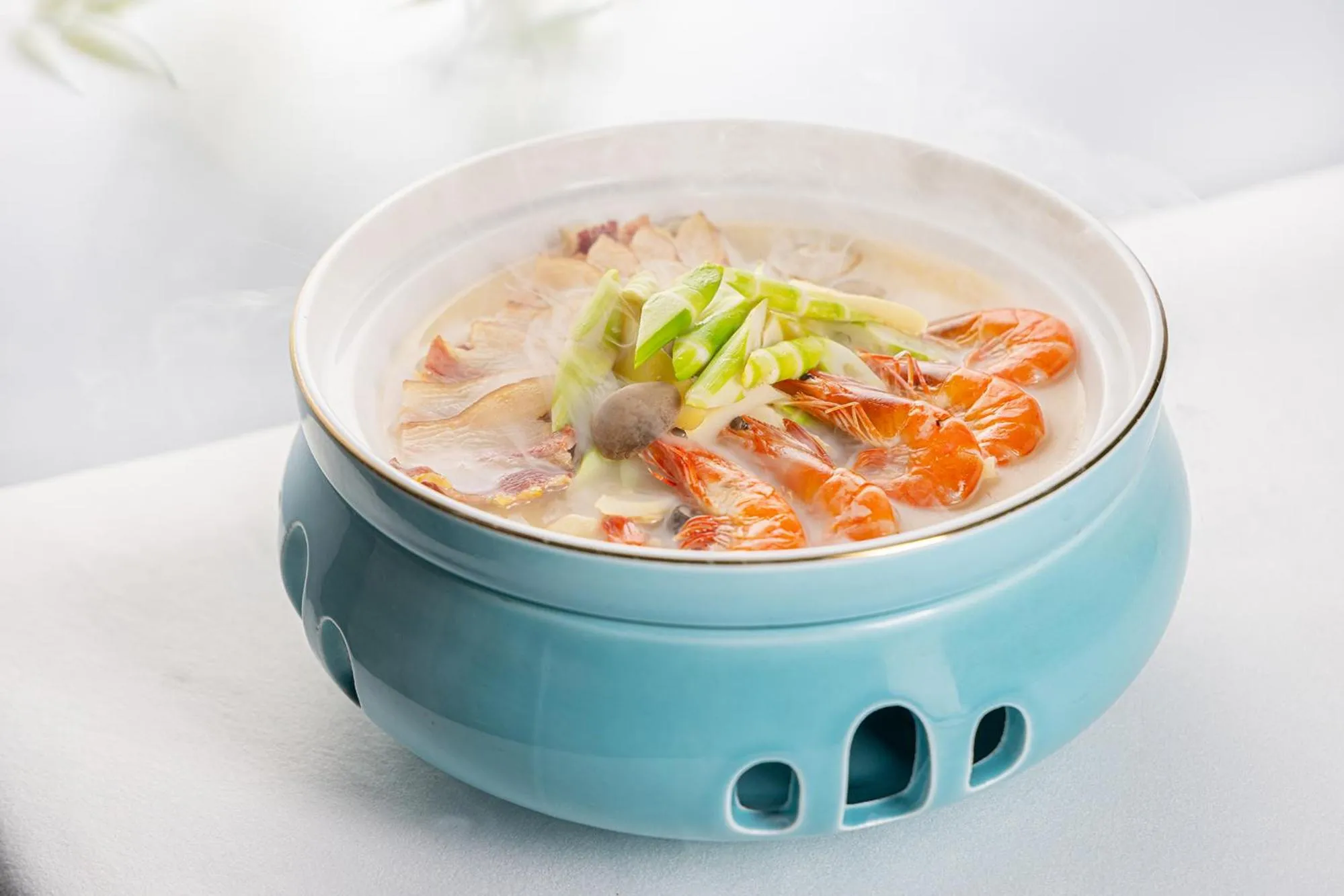 Food in InterContinental Beijing Beichen by IHG l Walking Distance to Bird's Nest & Water Cube & Metro Station l Interconnected with China National Convention Center l Award-winning Club Lounge with Mixologist l Direct Metro Line to Wangfujing