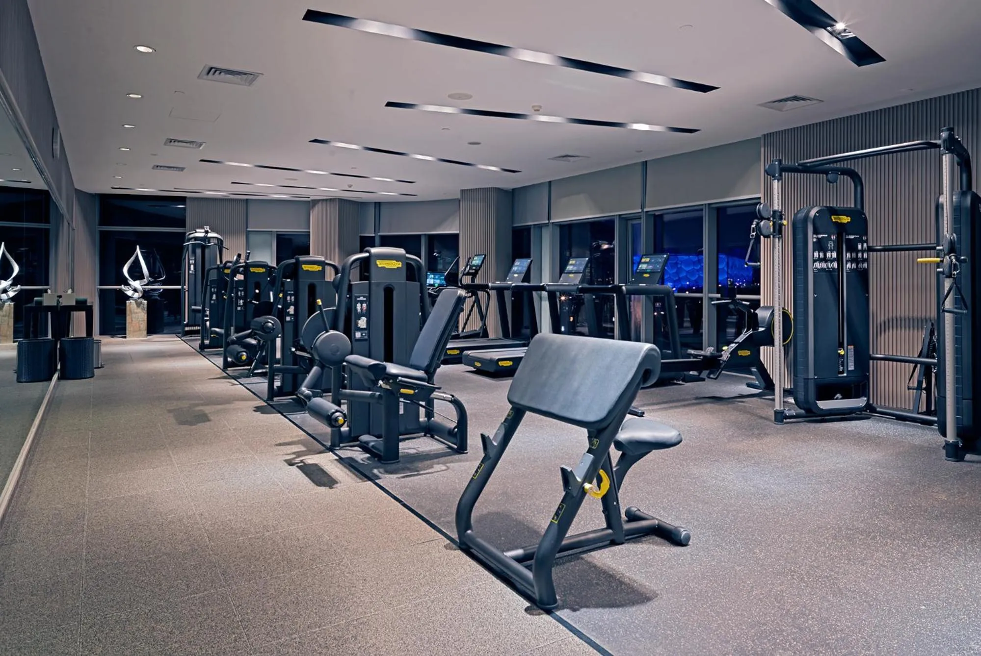 Fitness centre/facilities in InterContinental Beijing Beichen by IHG l Walking Distance to Bird's Nest & Water Cube & Metro Station l Interconnected with China National Convention Center l Award-winning Club Lounge with Mixologist l Direct Metro Line to Wangfujing