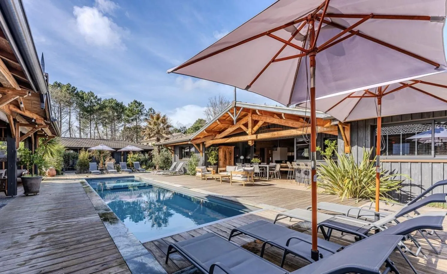 Property building in VillaCanau