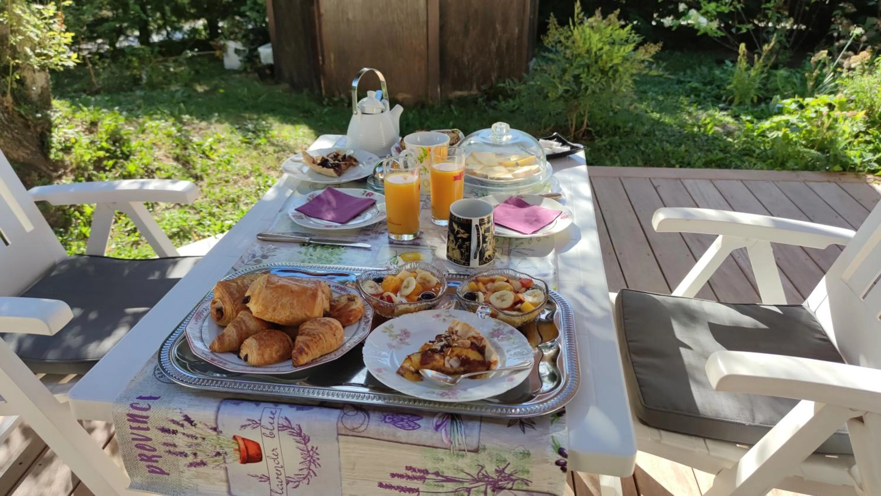 Continental breakfast in Comme une évidence