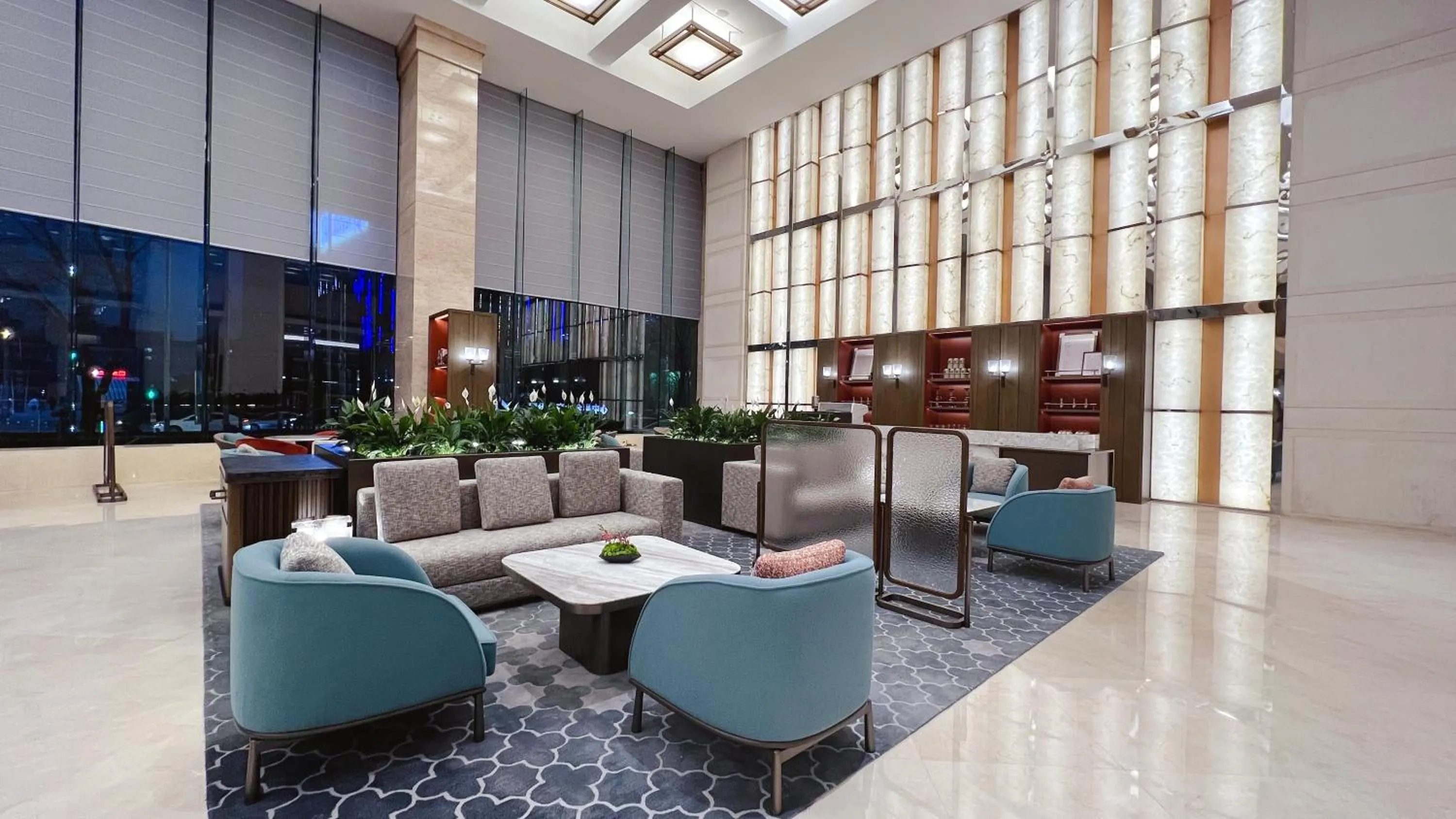 Lobby or reception in Swissôtel Shenyang